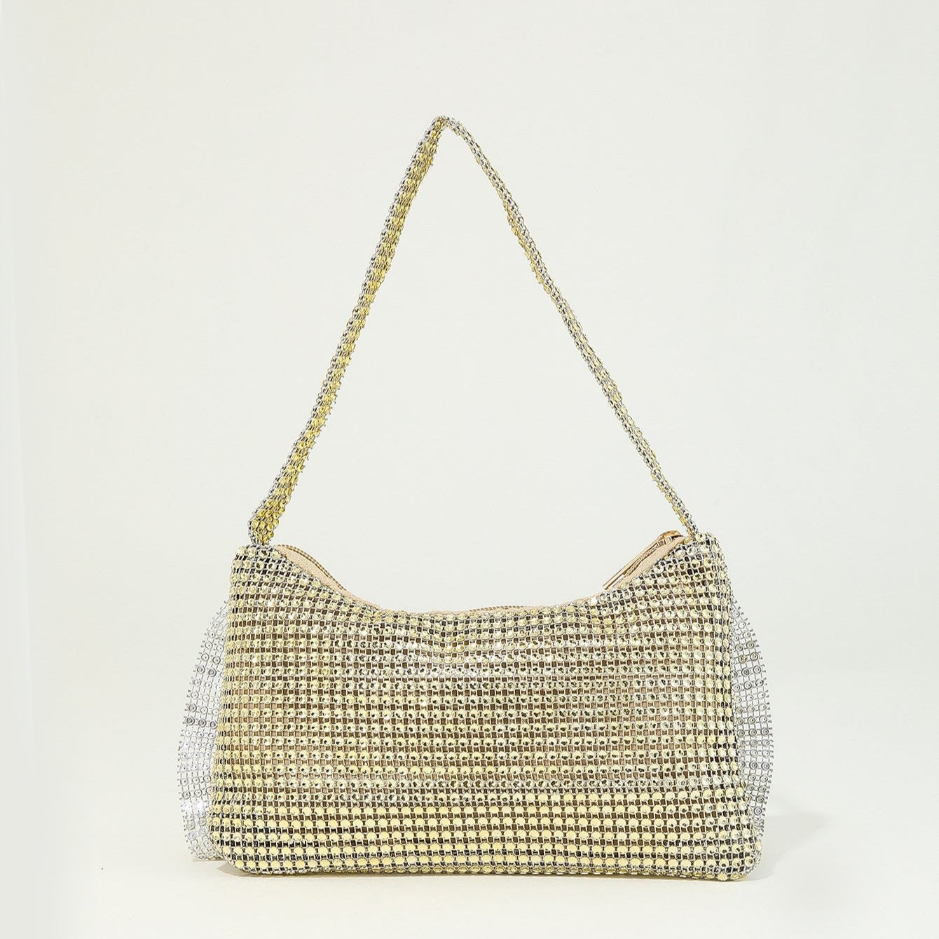Pochettes brillantes avec nœuds en strass