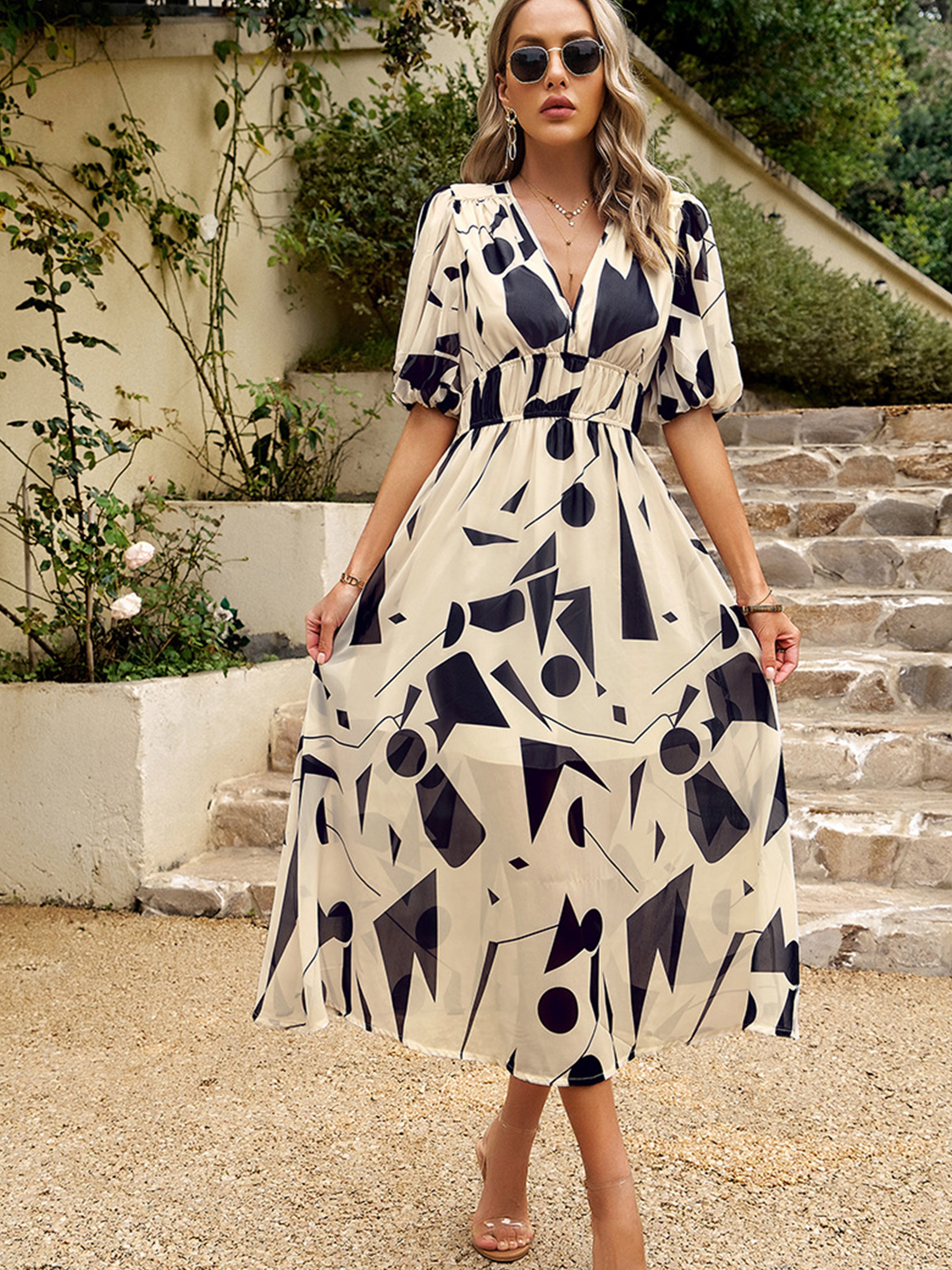 Robe Trapèze Col V Manches Courtes Robe Invitée de Mariage en Abricot