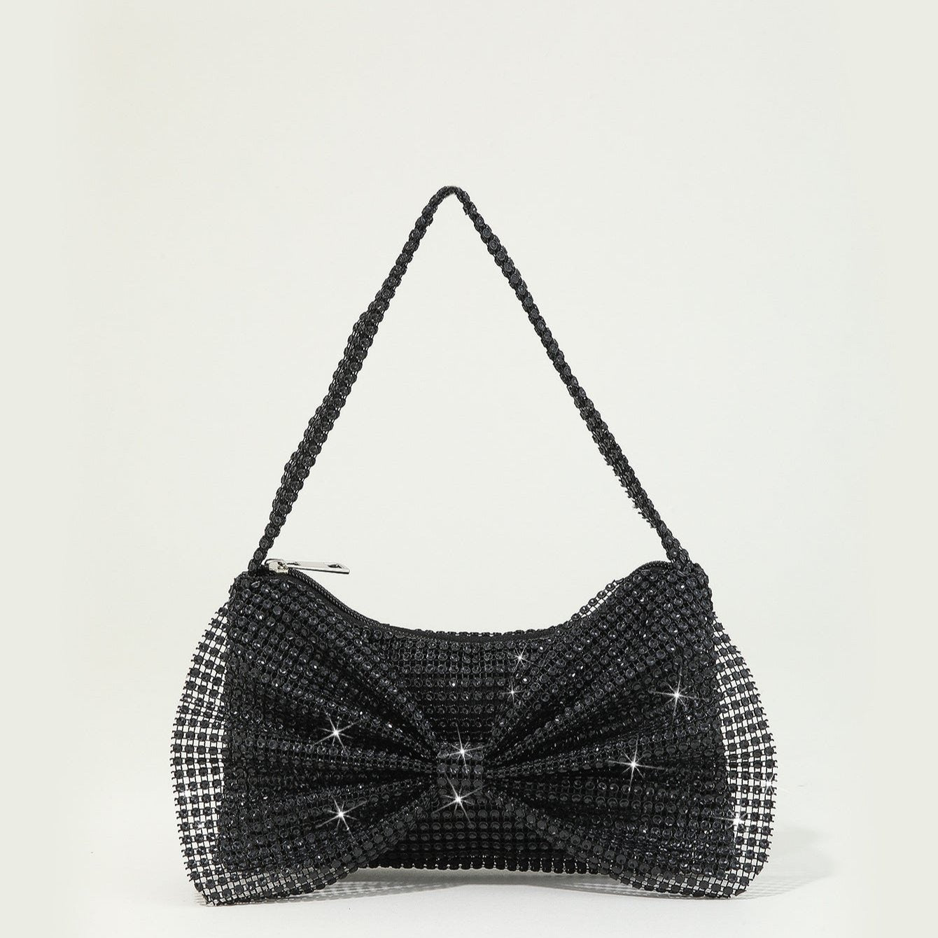 Pochettes brillantes avec nœuds en strass