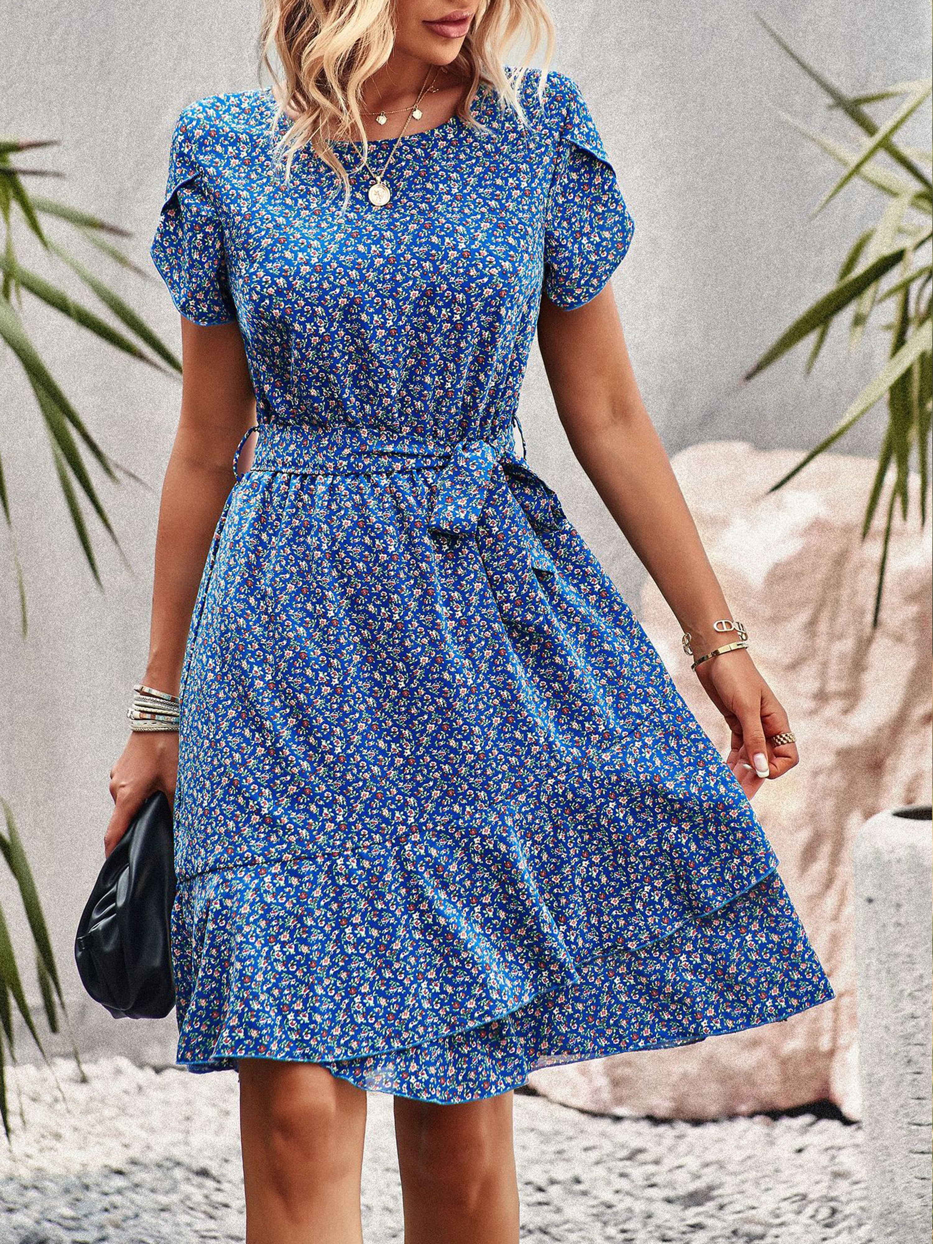 Robe Trapèze Col Rond Manches Courtes Noeud Papillon Robe Invitée de Mariage en Bleu