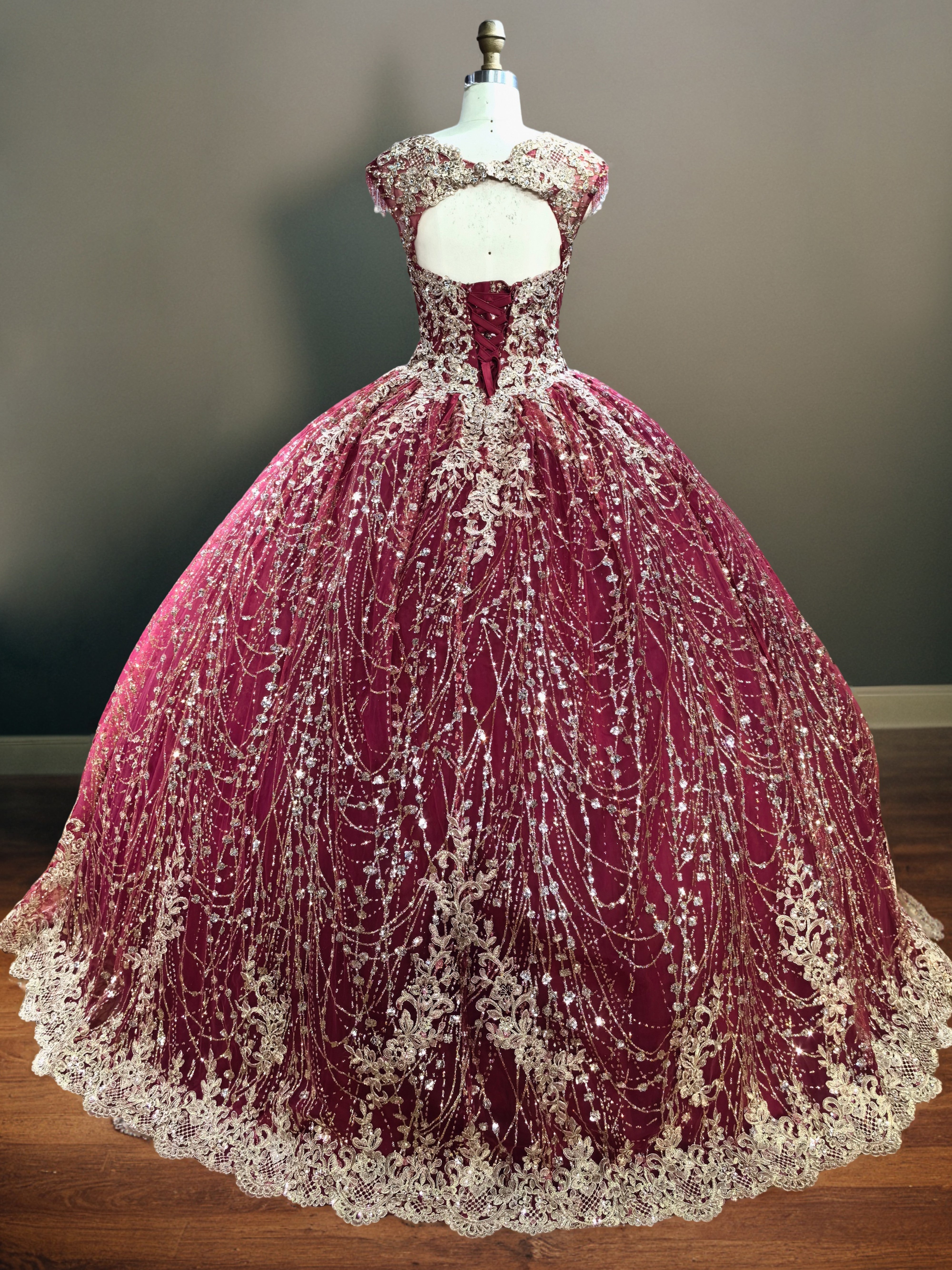 Col V Robe de Quinceanera en dentelle Ornée de Cristaux
