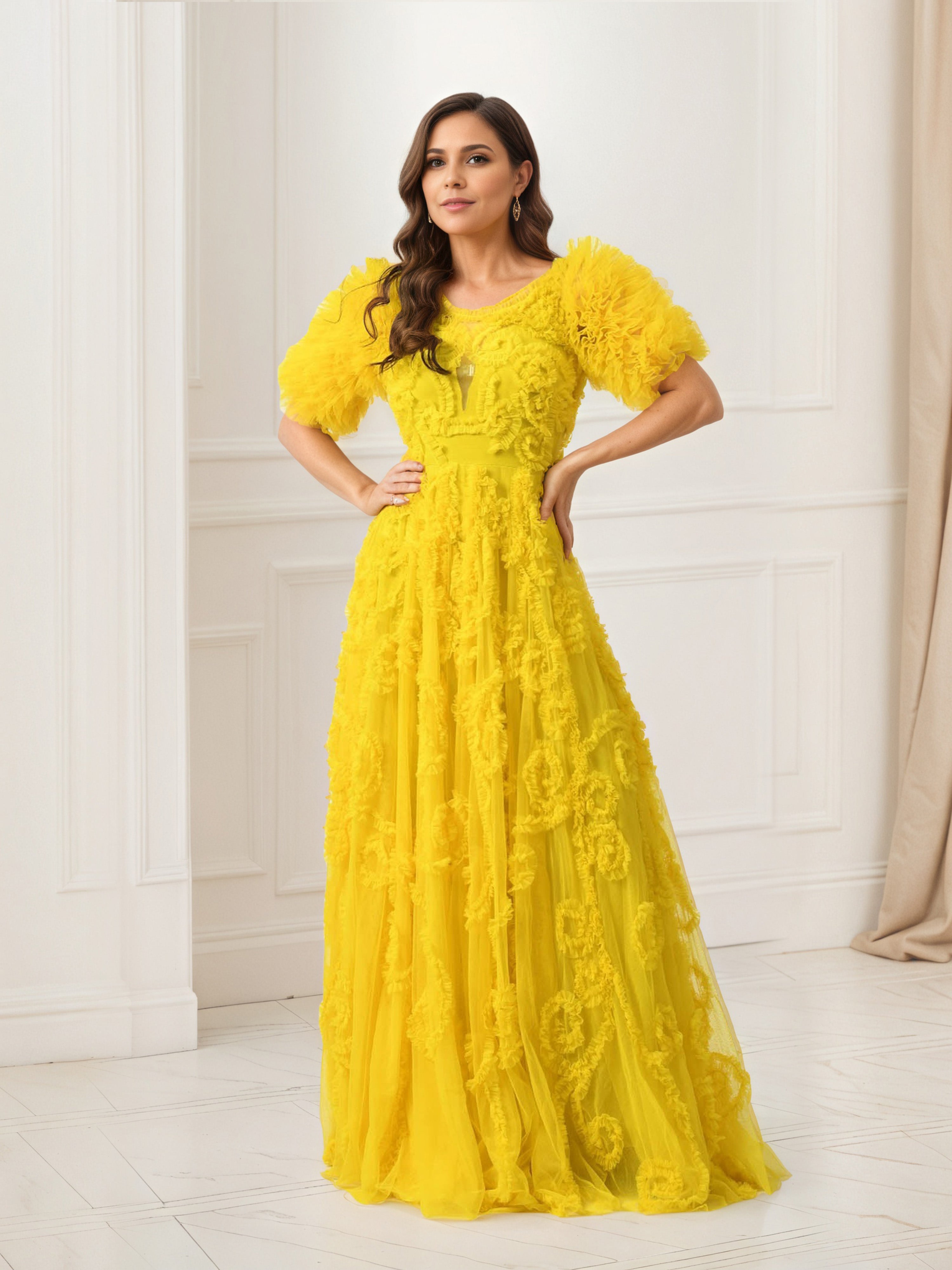Robe de Soirée Longue Plissée JAUNE Col Rond Robe en Tulle Florale Trapèze Manches Courtes