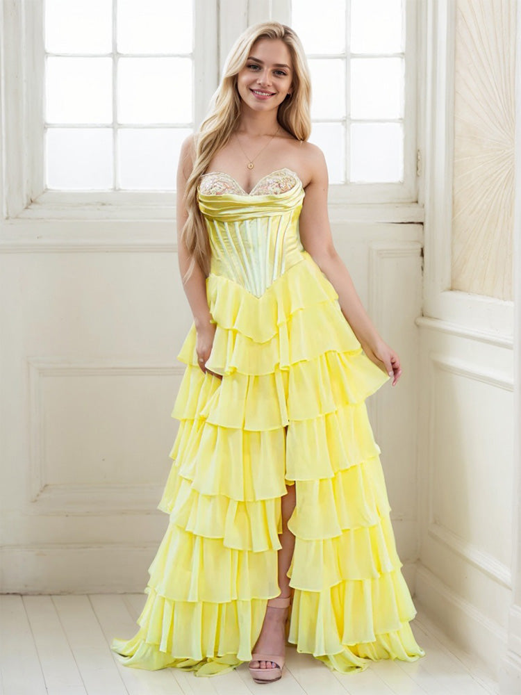 Robe de Soirée Jaune Mousseline et Dentelle Trapèze avec corsage à Appliques