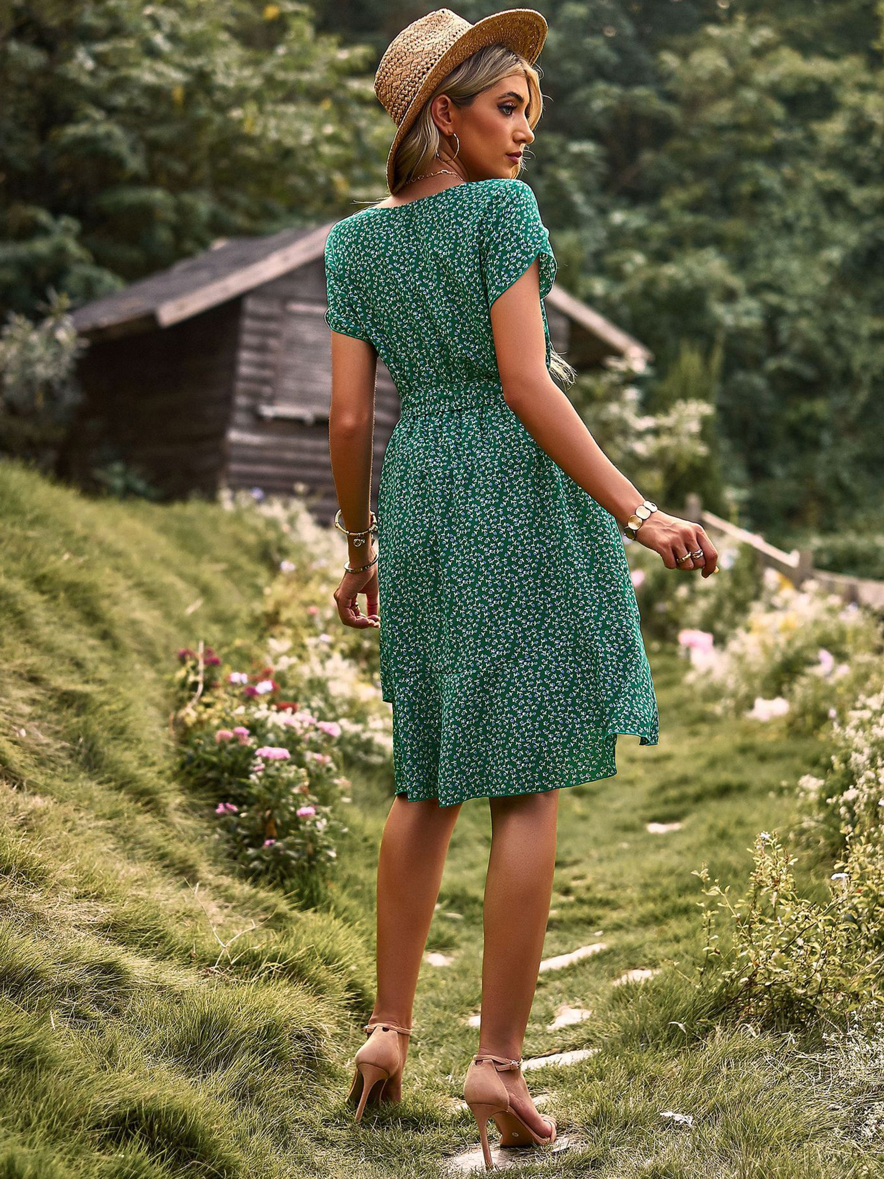 Robe Trapèze Col Rond Manches Courtes Noeud Papillon Robe Invitée de Mariage en Vert