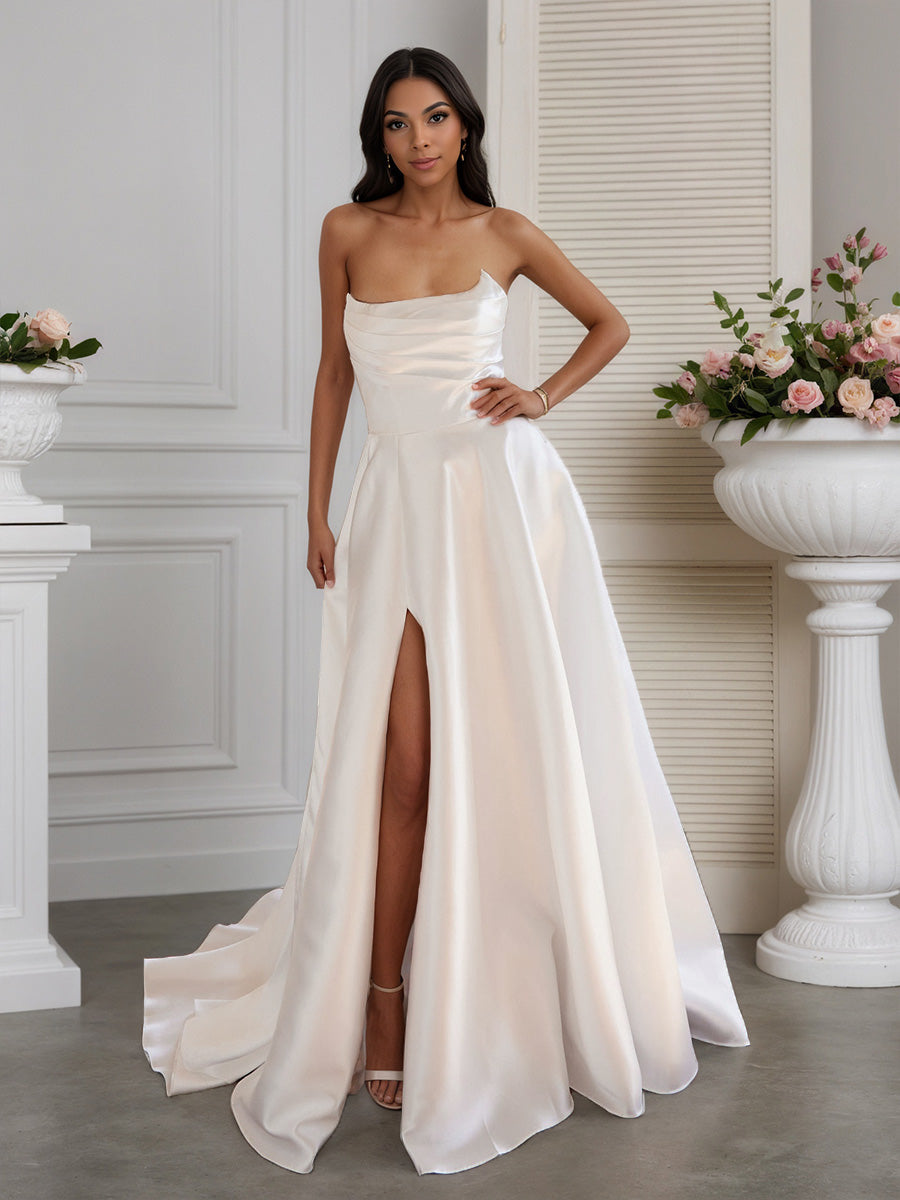 Cicinia Ivoire Robe de Mariée A-Line sans Bretelles Fente Latérale avec Traîne Balayée Épurée