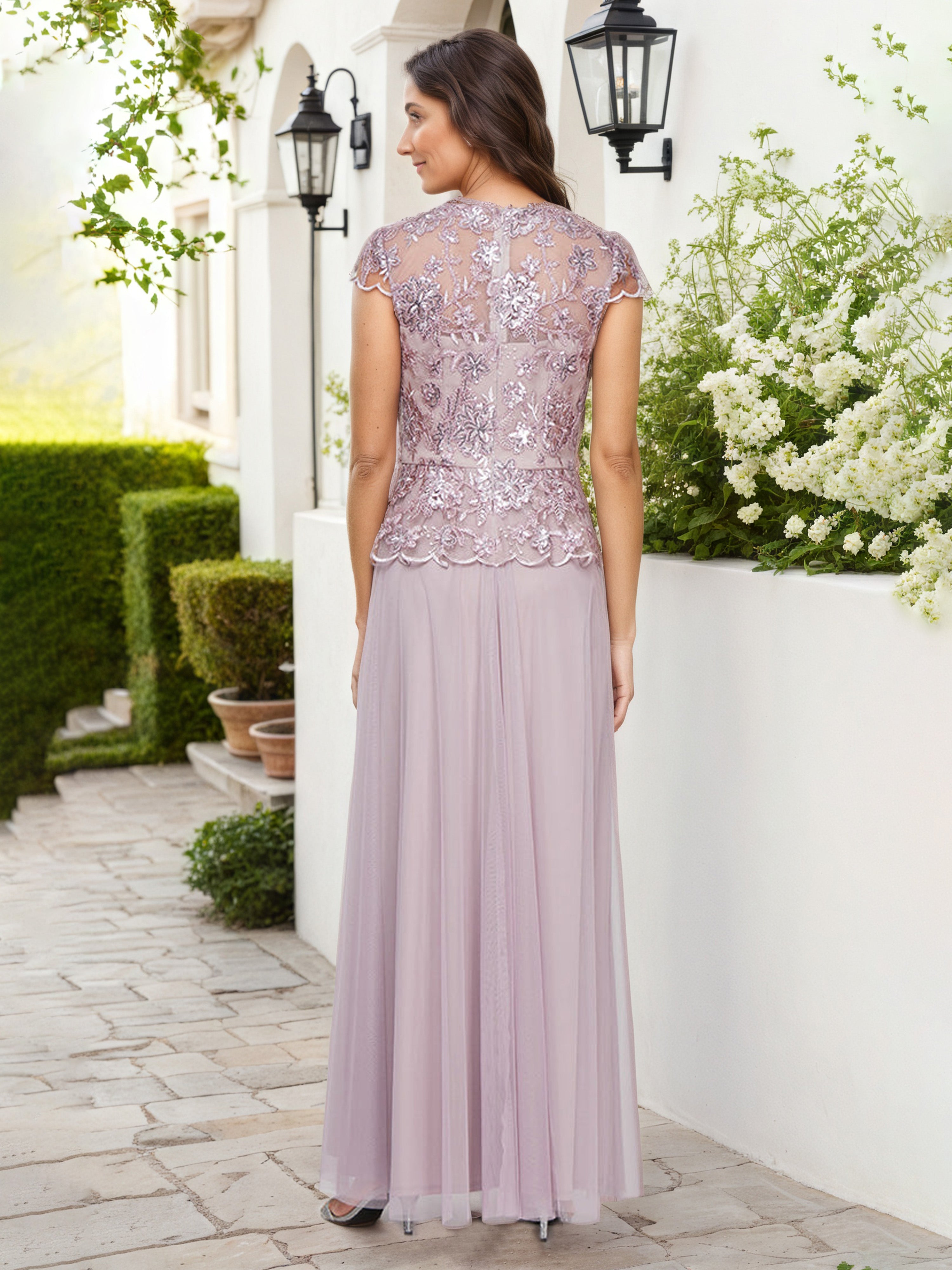 Robe Mere dela Mariee GLYCINE Col V Robe Longue Brodée Trapèze en Dentelle Manchette