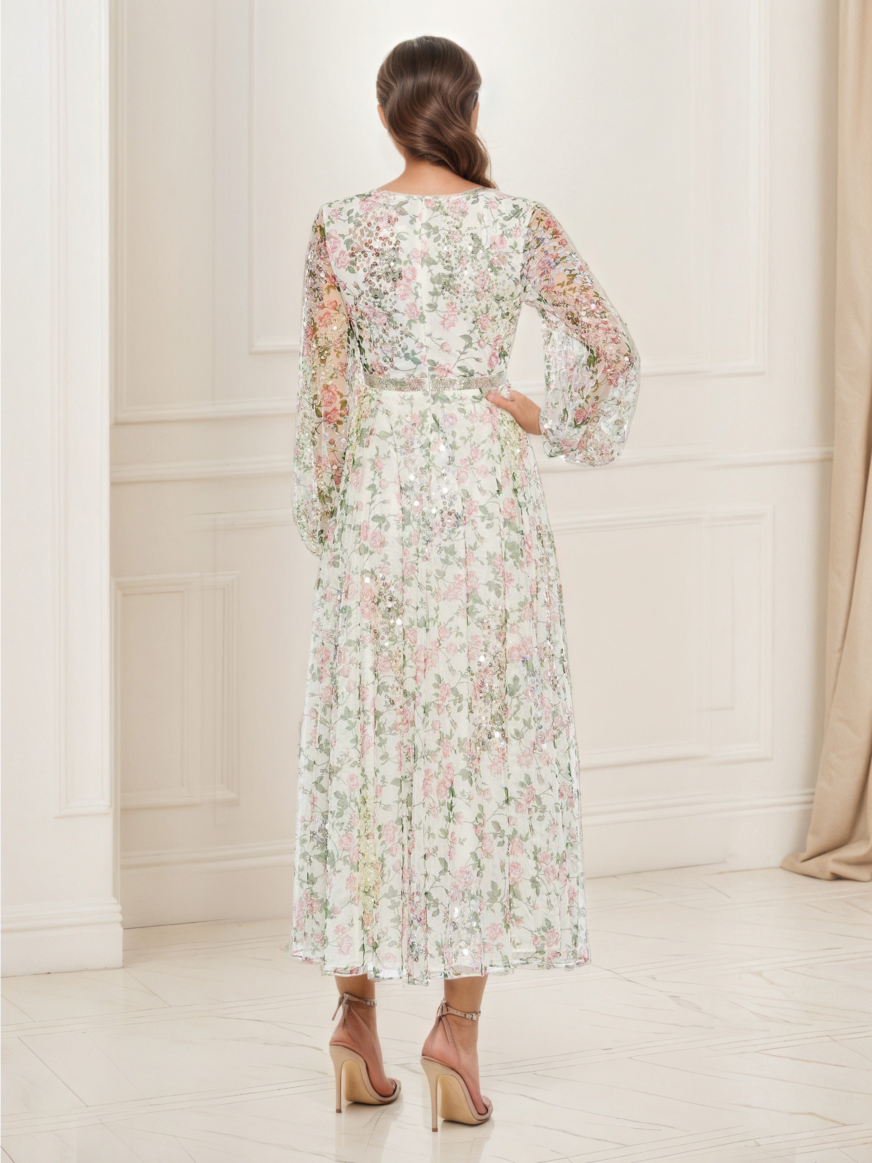 Robe de Soirée IVOIRE Col V Florale Tulle Trapèze à Manches Longues Transparentes