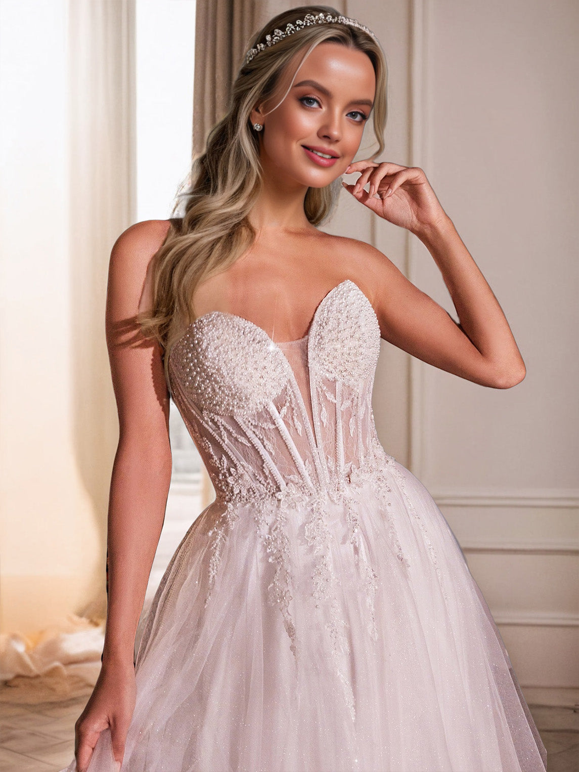 Col V Sans Manche Tulle&Dentelle Robe de Mariage avec La Courte Traîne