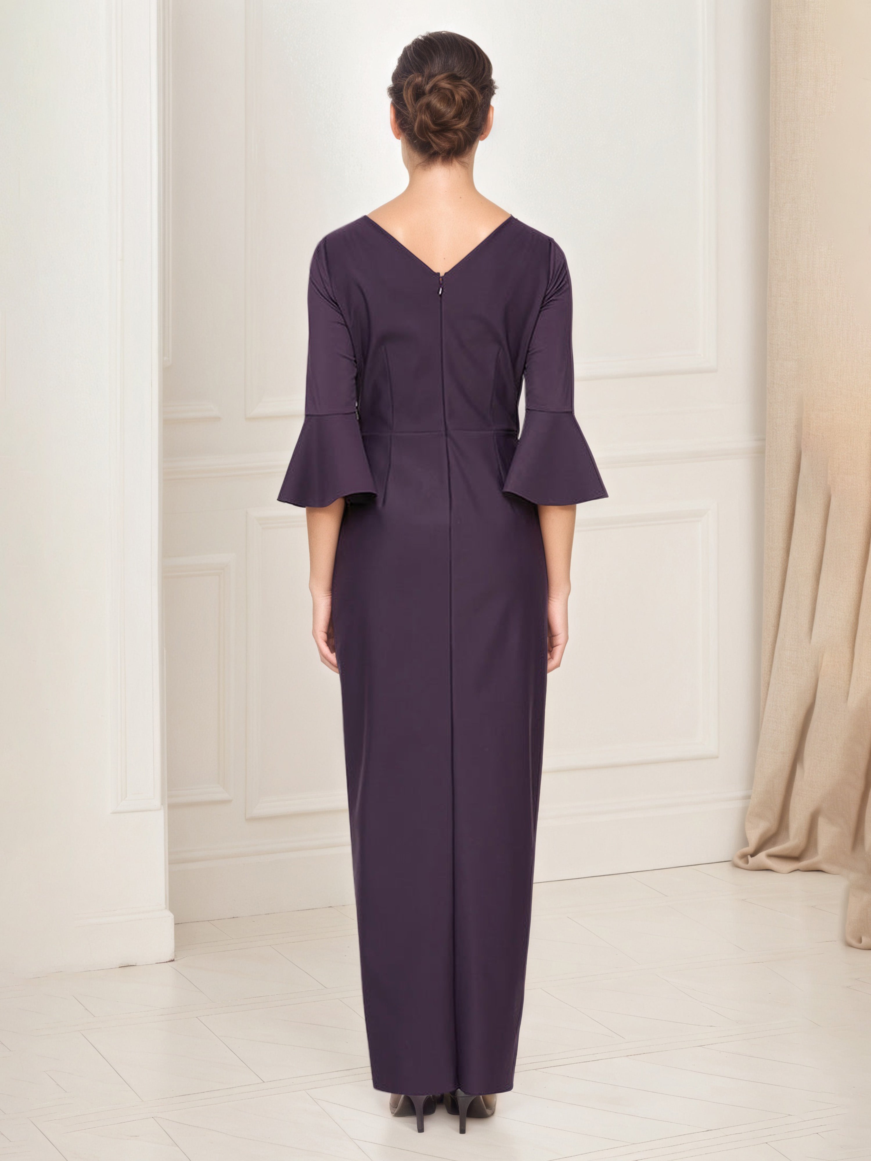Robe Mère de la Mariée Aubergine Fourreau/Colonne Col Bateau Manches 3/4 et Bouffantes avec un corsage cintré