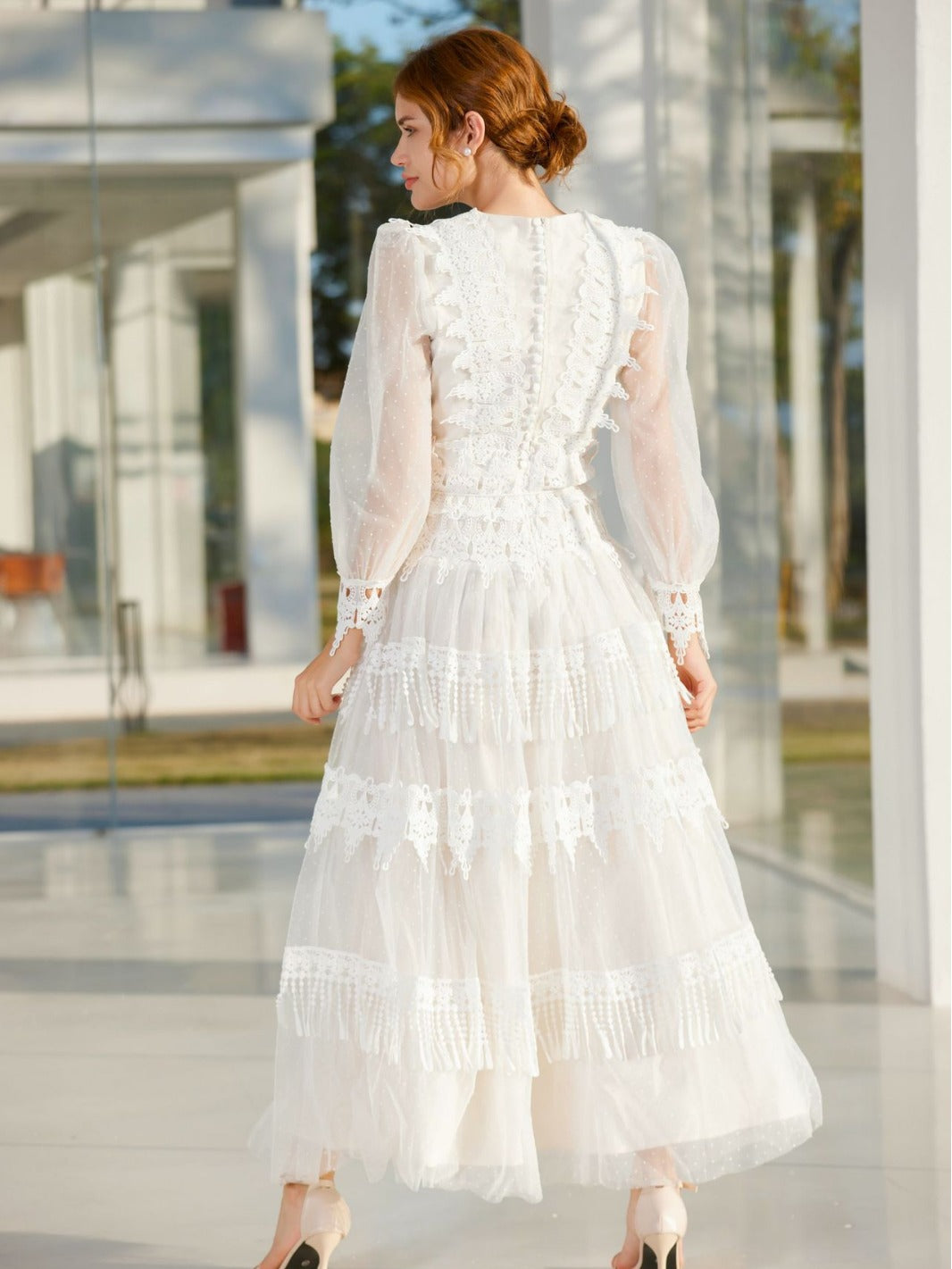 Robe Dentelle Trapèze Col V Manches Longues Robe de Soirée en Blanc