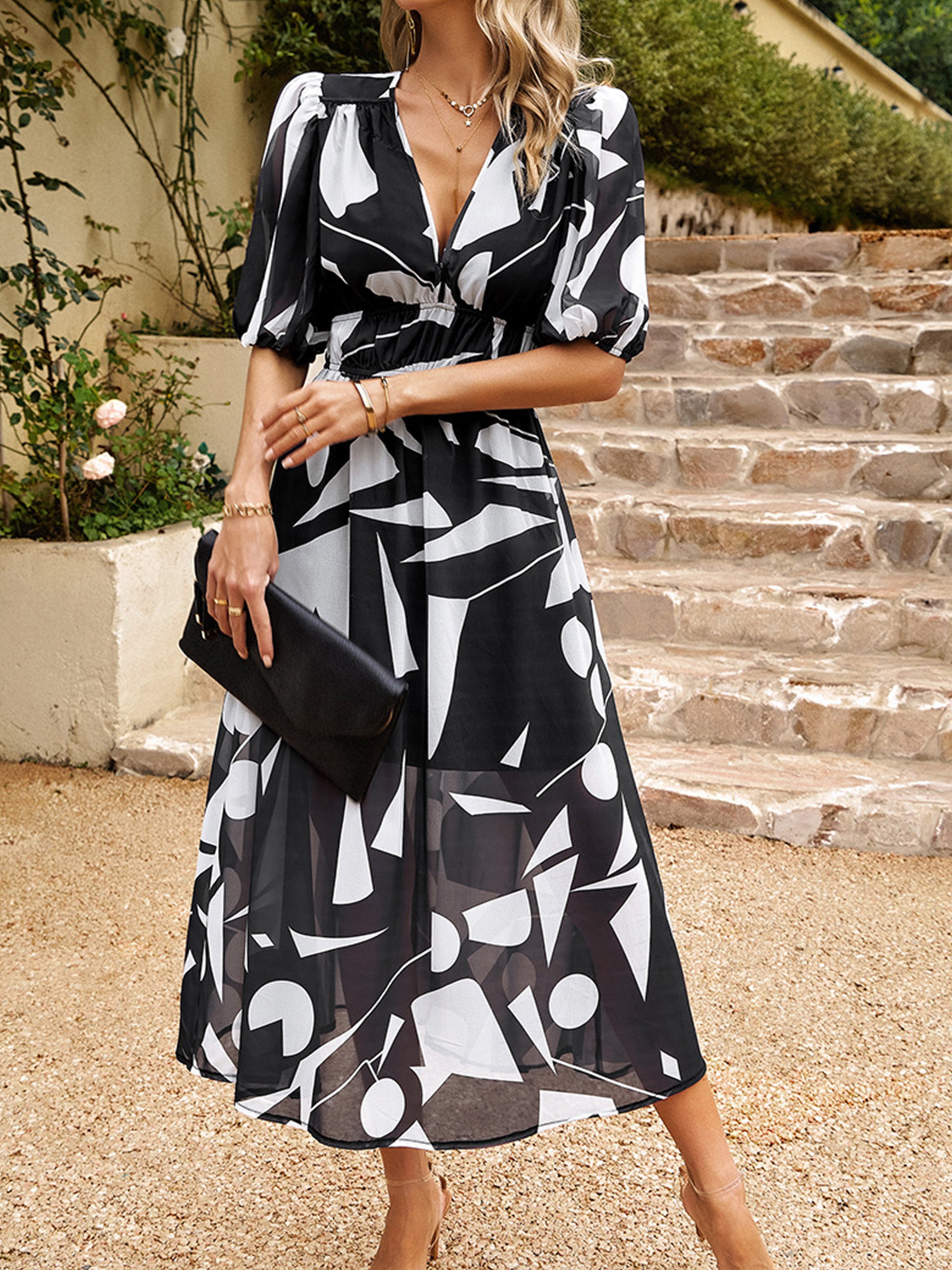 Robe Trapèze Col V Manches Courtes Robe Invitée de Mariage en Noir