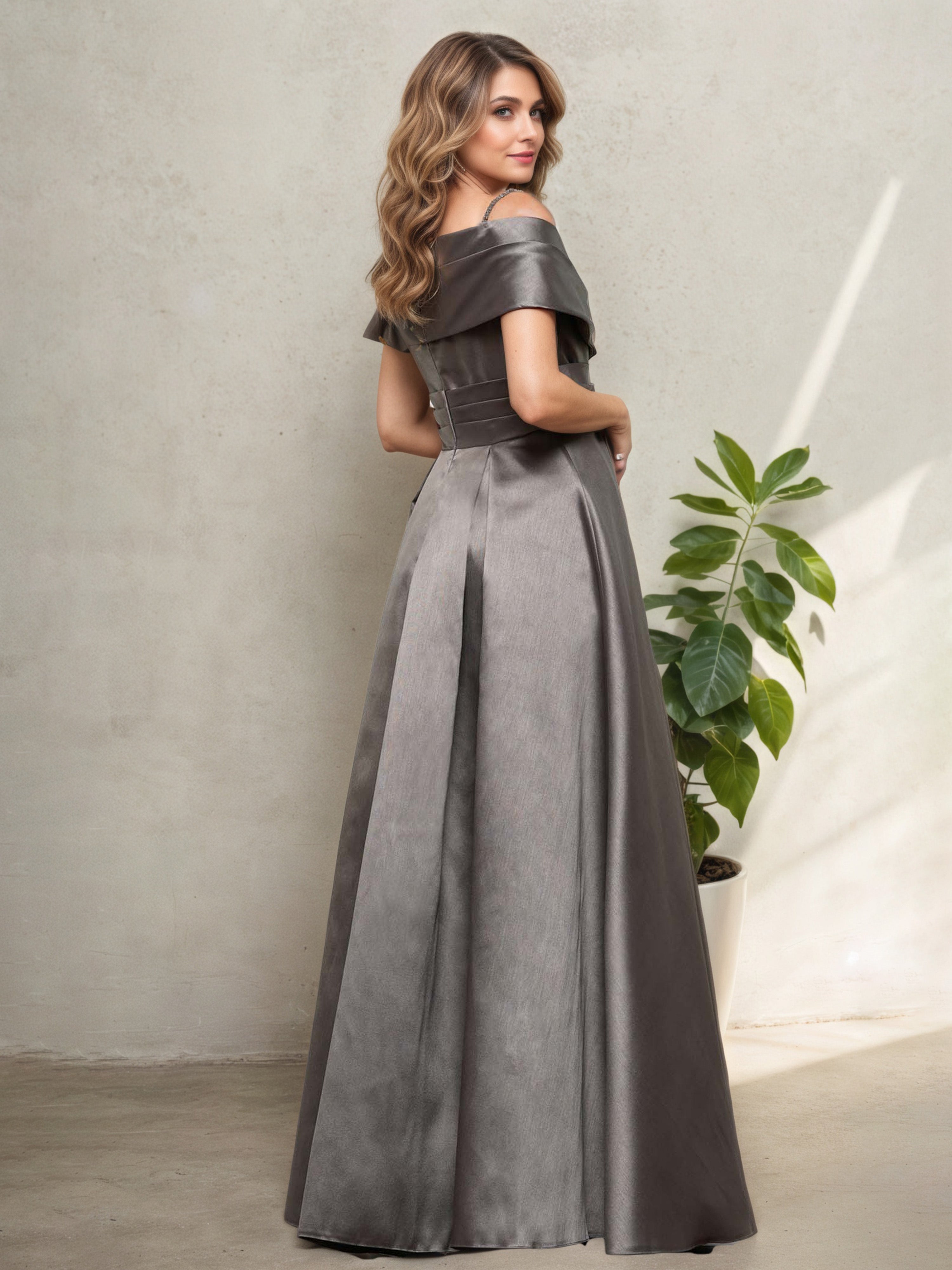 Robe Mère De La Mariée En Satin Taupe À Bretelles Coupe A-Line