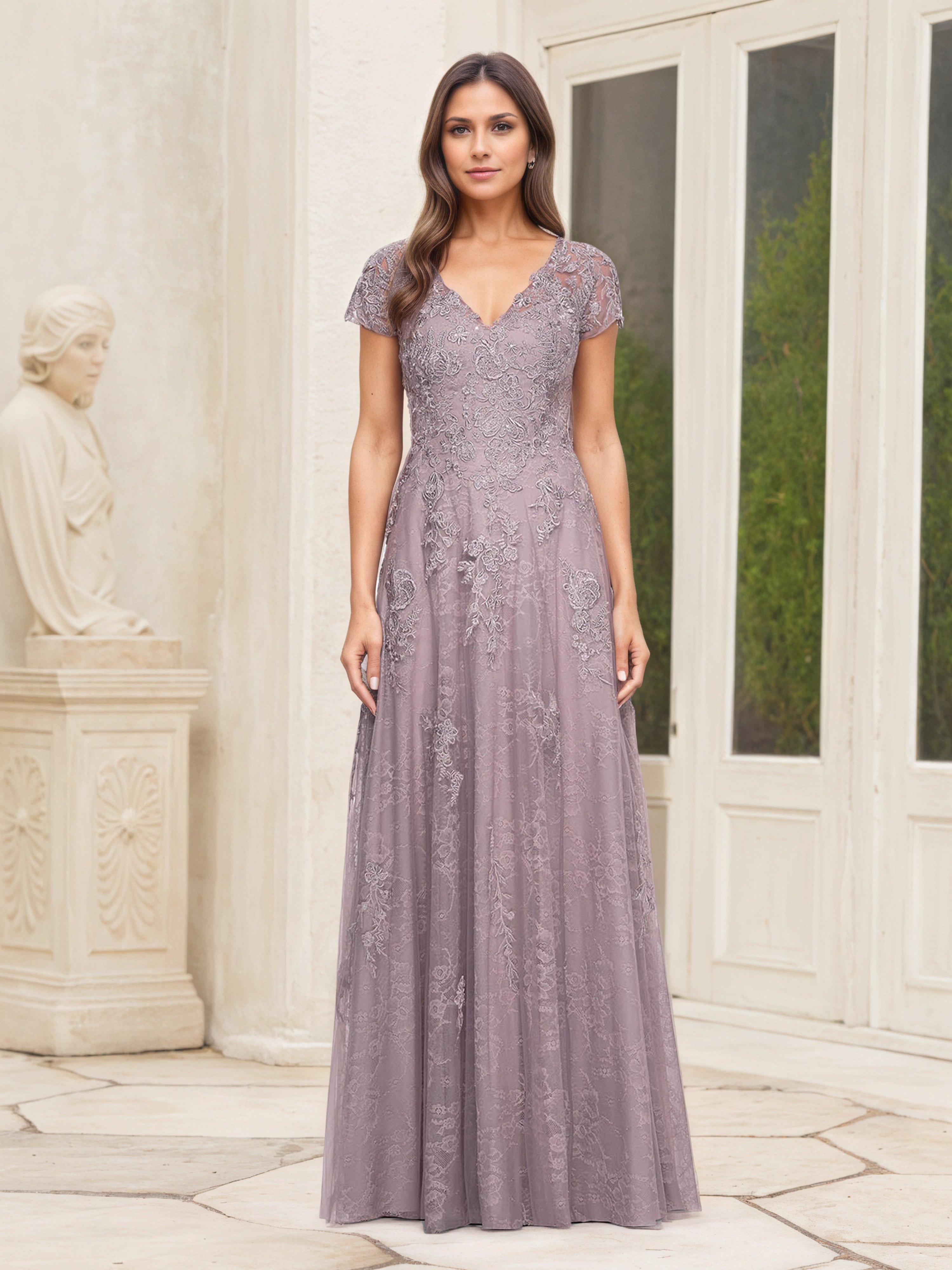 Robe Mère de la Mariée Glycine en Dentelle Manches Courtes à Décolleté en V