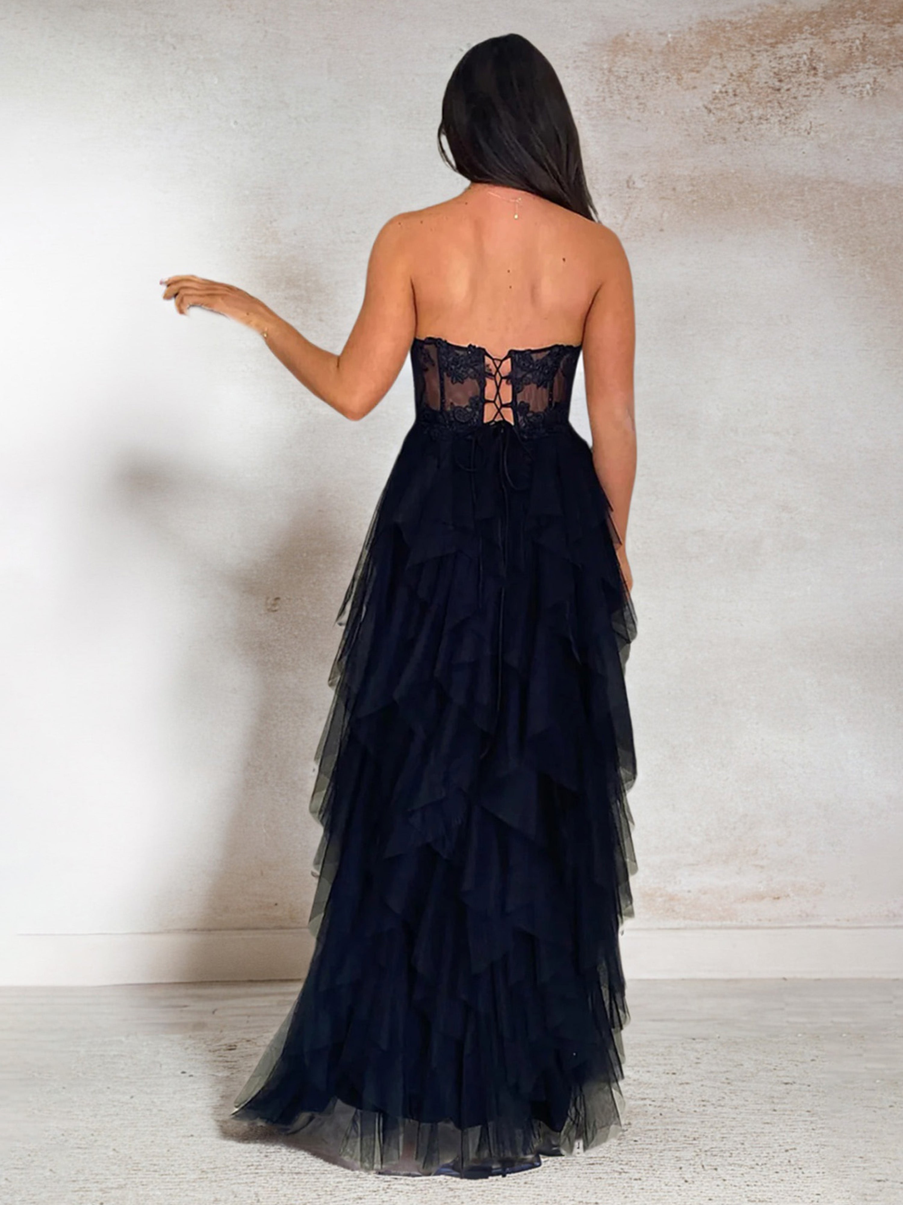 Col Bustier Jupe à étages Trapèze Robe de Soirée en Noir