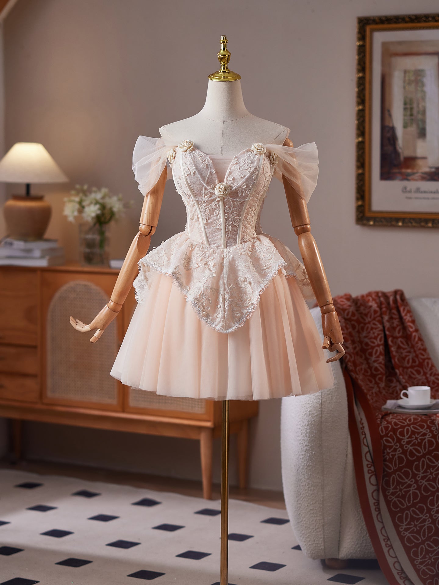Robe de Homecoming Champagne Coupe A Épaules Dénudées Appliqués Fleurs 3D