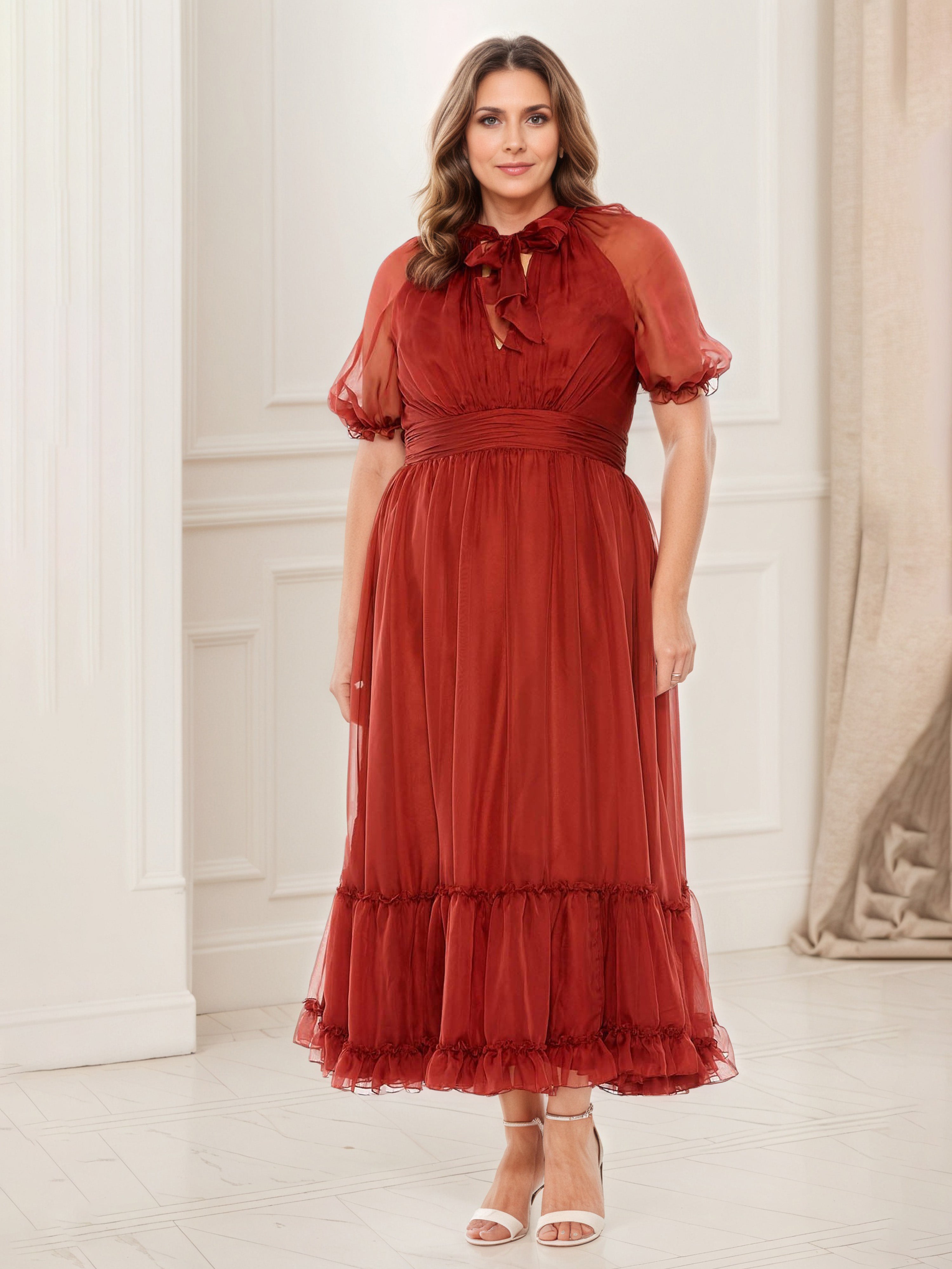 Elégante Robe de Soirée Rouge Col Rond Tulle Trapèze à Manches Courtes Transparentes