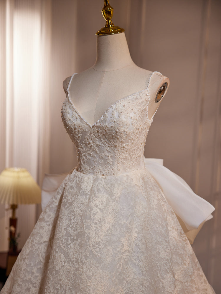 Robe de Mariée Asymétrique Bretelles Spaghetti en Dentelle avec Perles et Nœud Papillon