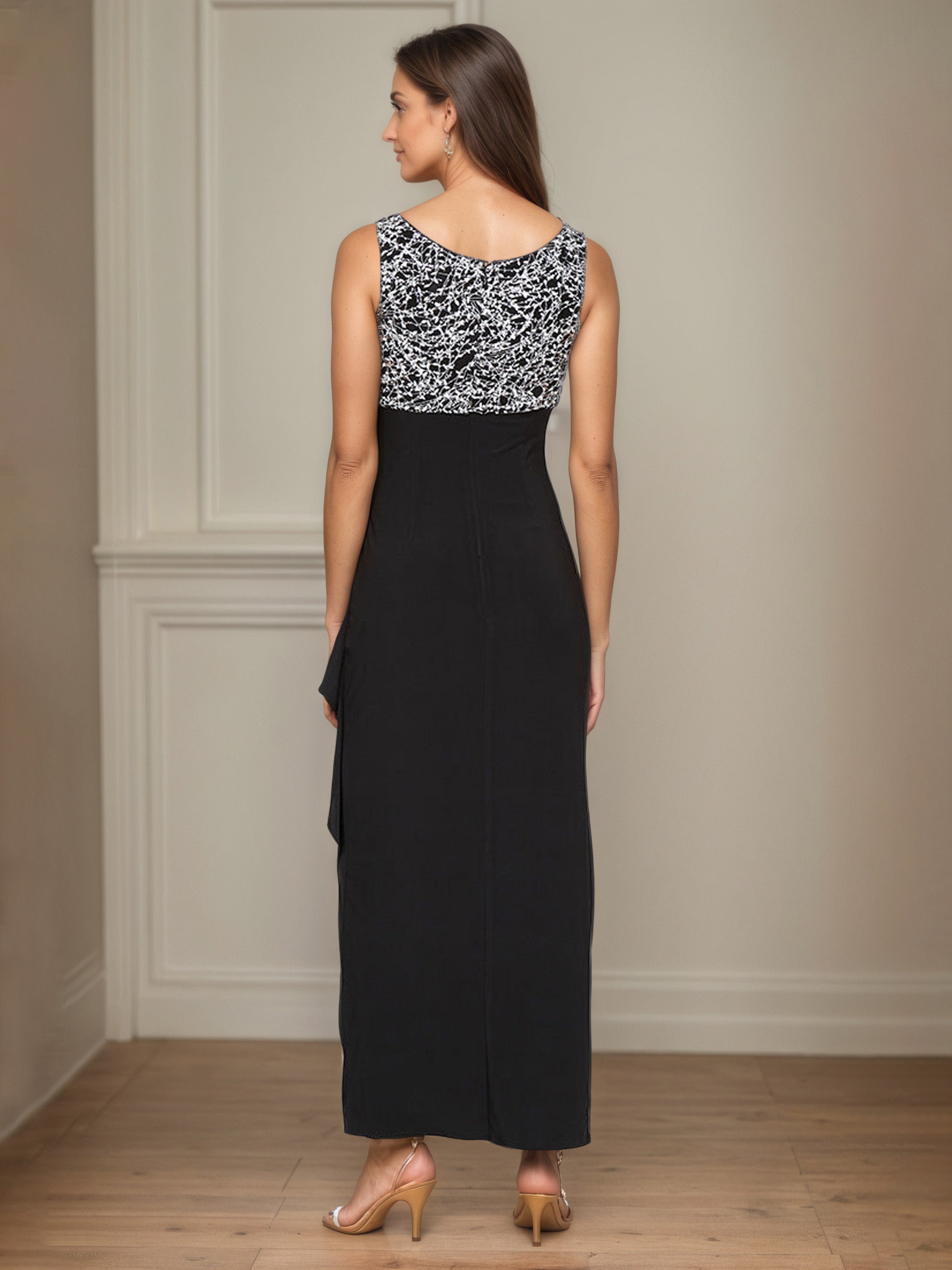 Tenue Mère de la Mariée Très Chic Noir Robe Empire Fourreau/Colonne Col Carré Manches 3/4