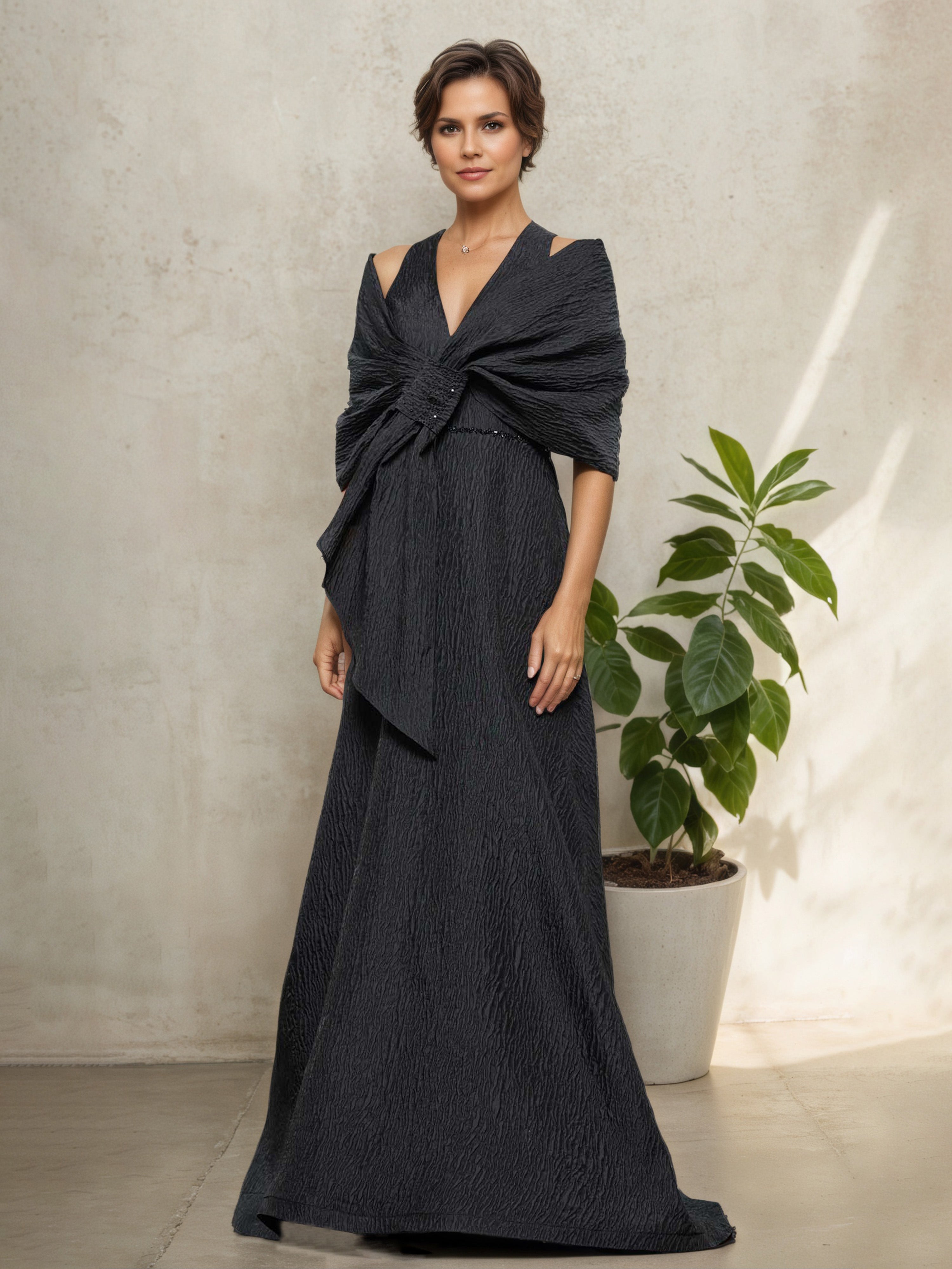 Robe Mère de la Mariée Noire Foncé à Décolleté en V avec Manches et Châle