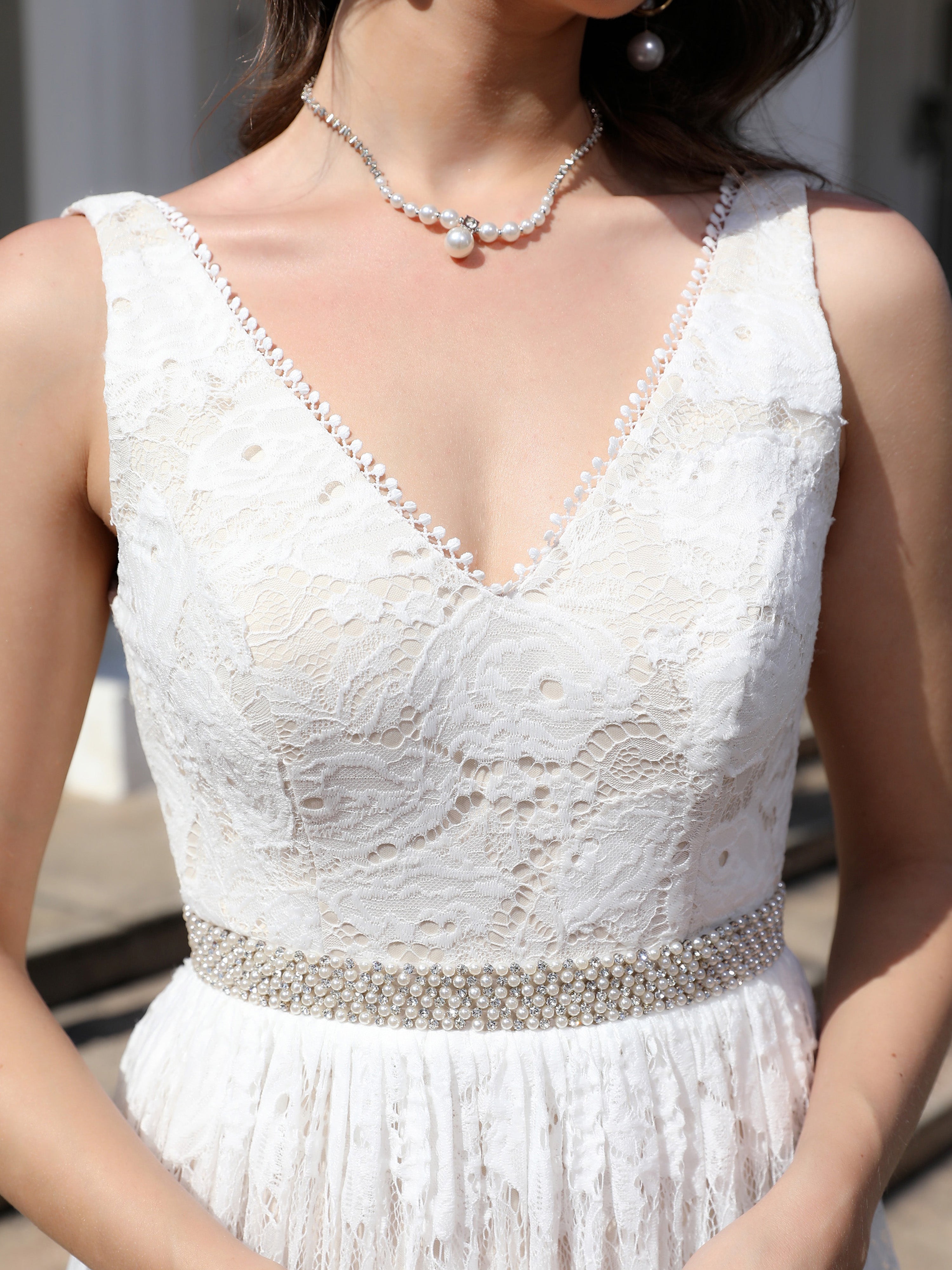 Col V Dentelle Sans Manches Robe de Mariage Trapèze