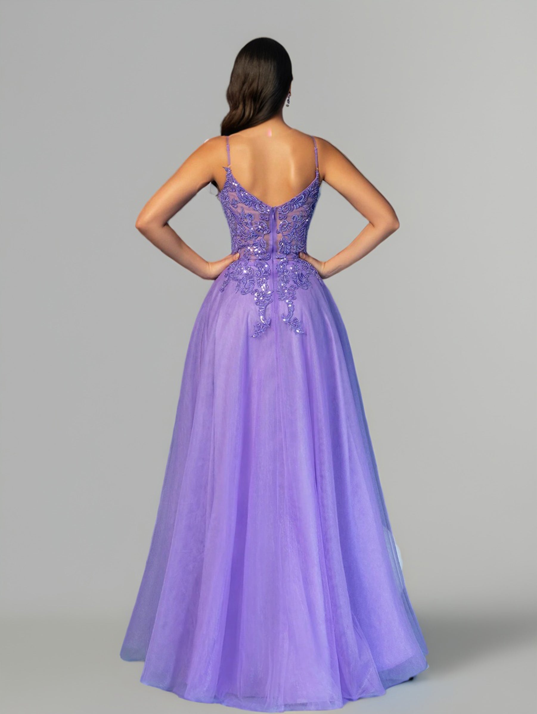 Bretelles Spaghetti Dos V Trapèze Robe de Quinceanera en Dentelle