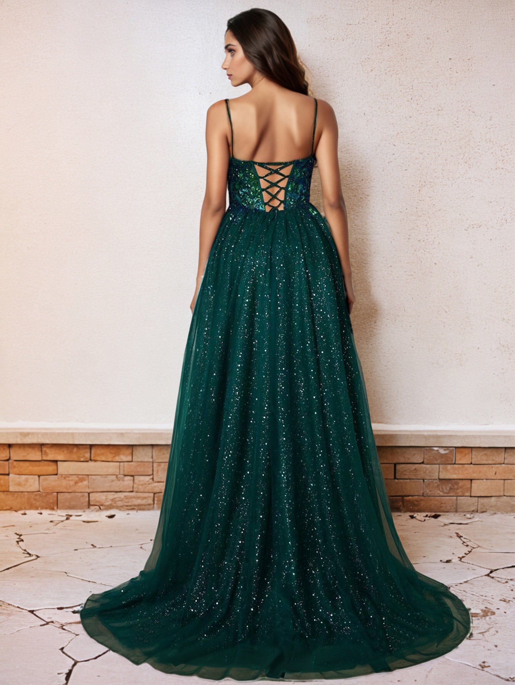 Bretelles Spaghetti Col V Trapèze Robe de Quinceanera avec Balayage/Pinceau Traîne