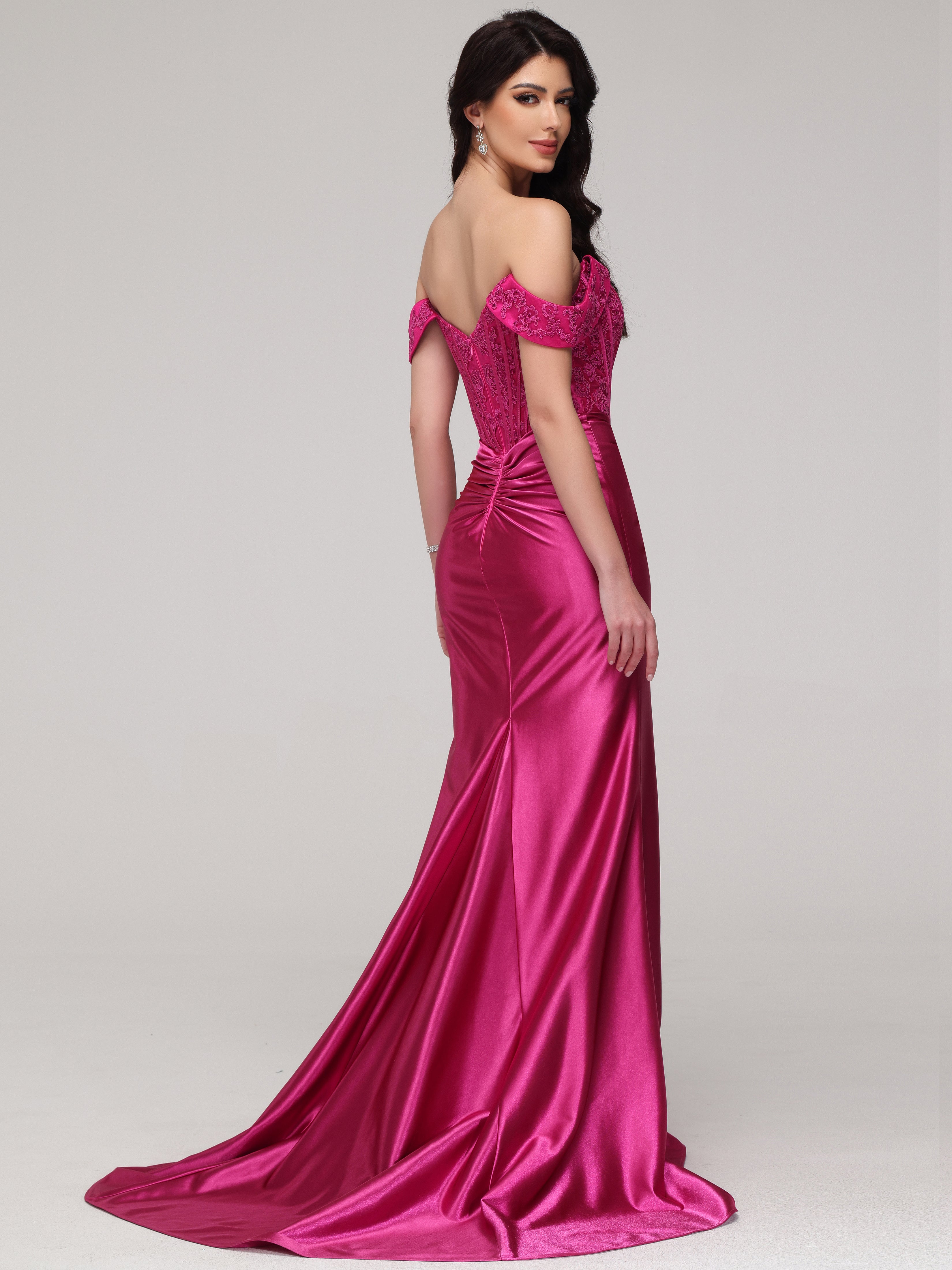 Forme Sirène Épaule dénudée Fendue Strass Tissu Stretch Robe de Soirée avec traîne