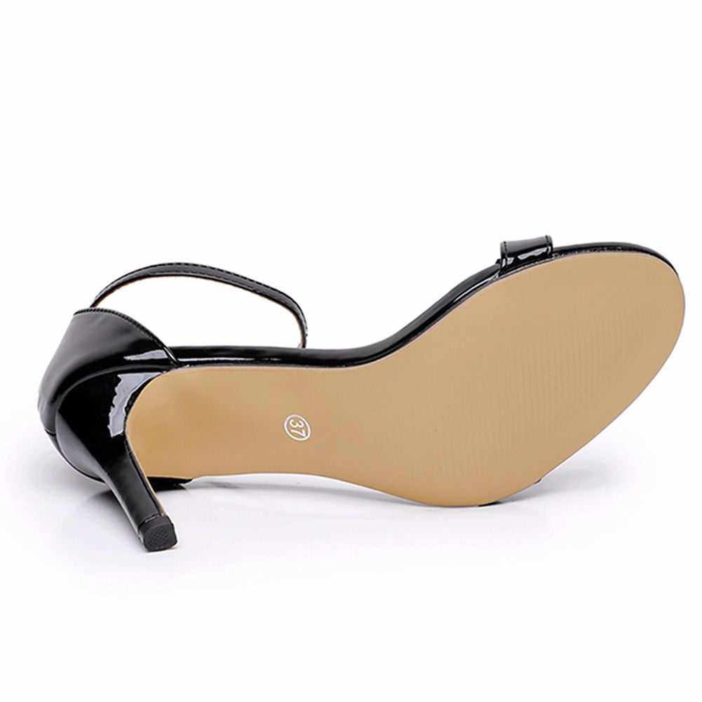 Chaussures Talons à bride à la cheville grande tallle