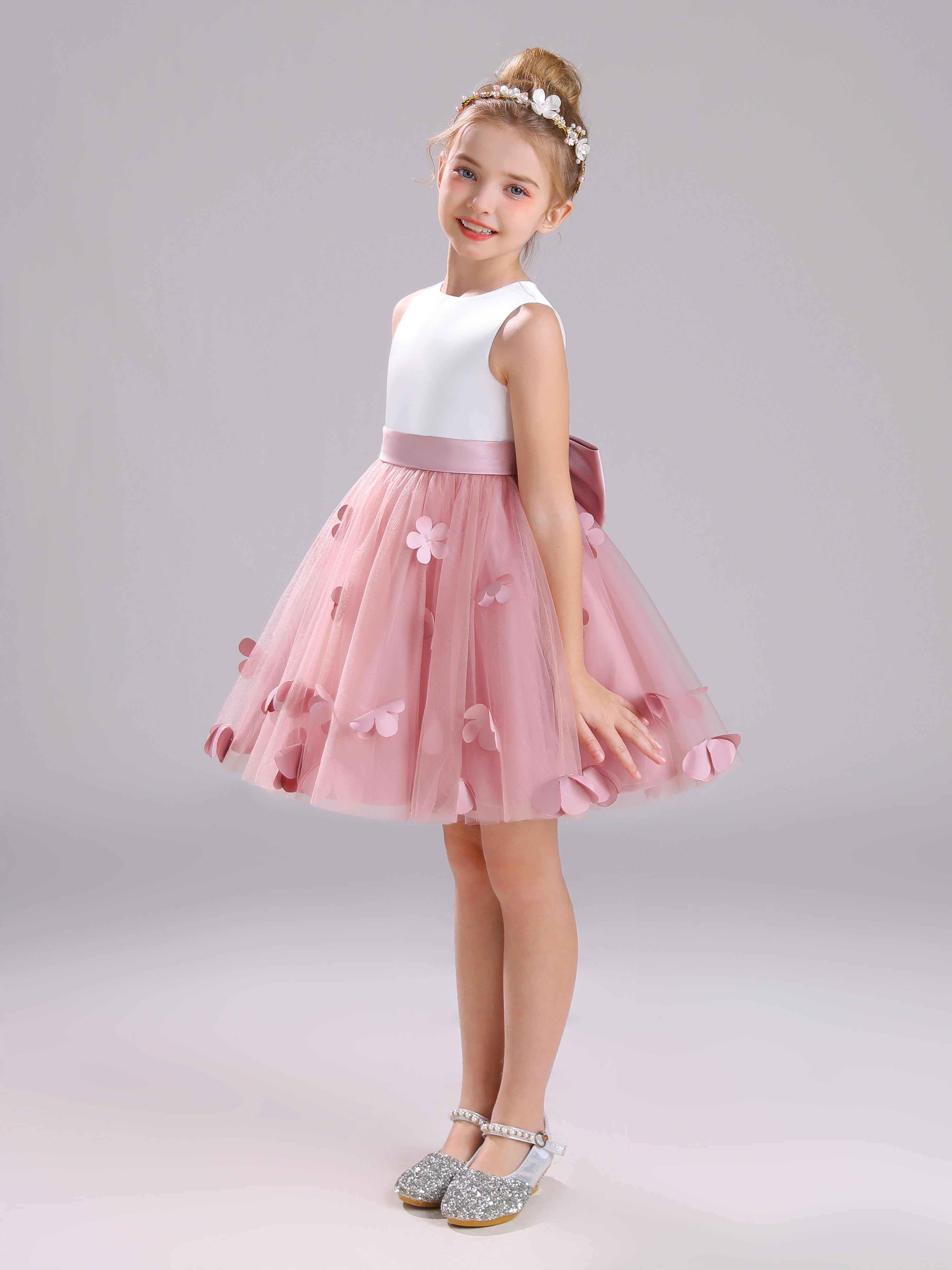 Col Bateau Sans Manches Satin&Tulle Courte Robe Fille avec Appliques Florales