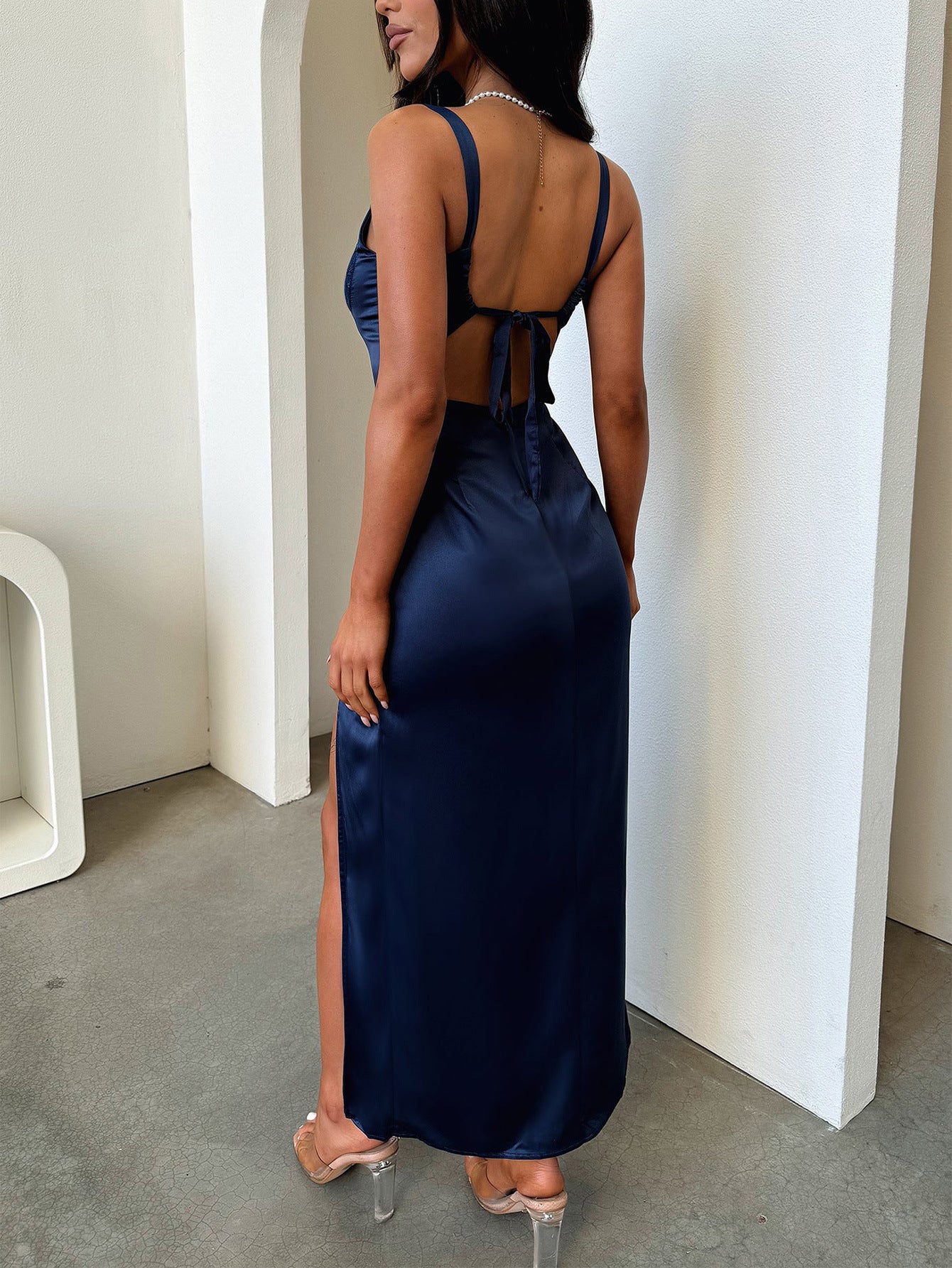 Robe Invitée Mariage BLEU_MARINE Coupe Fourreau à Bretelles