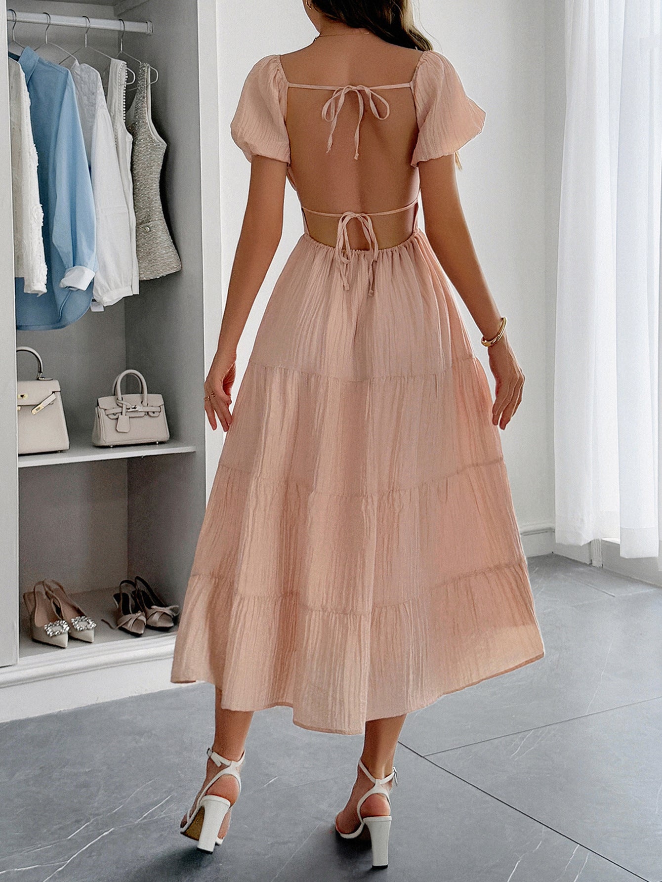 Robe Invitée Mariage CORAIL Encolure V à Superpositions Coupe A