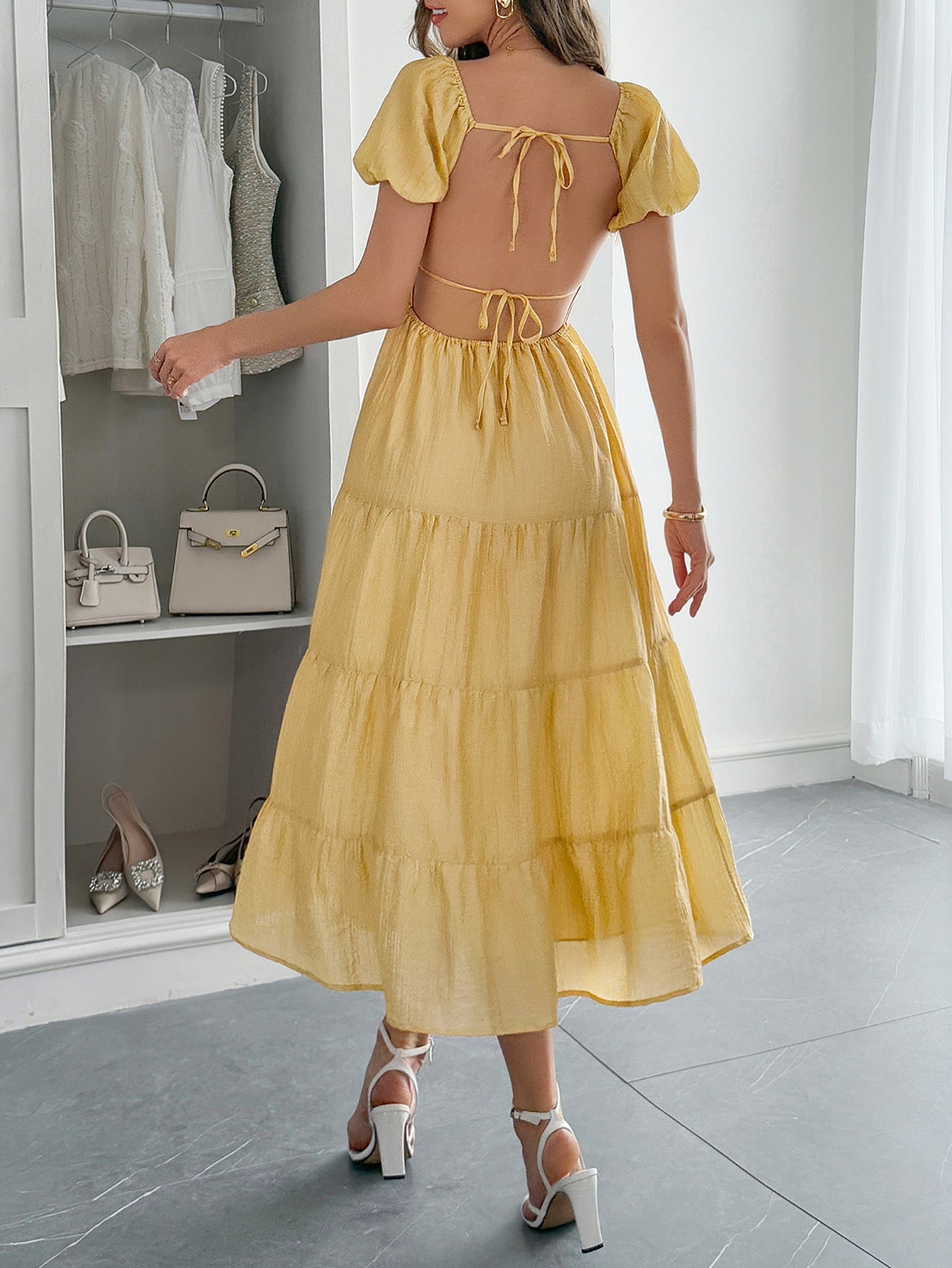 Robe Invitée Mariage OR Encolure V à Superpositions Coupe A