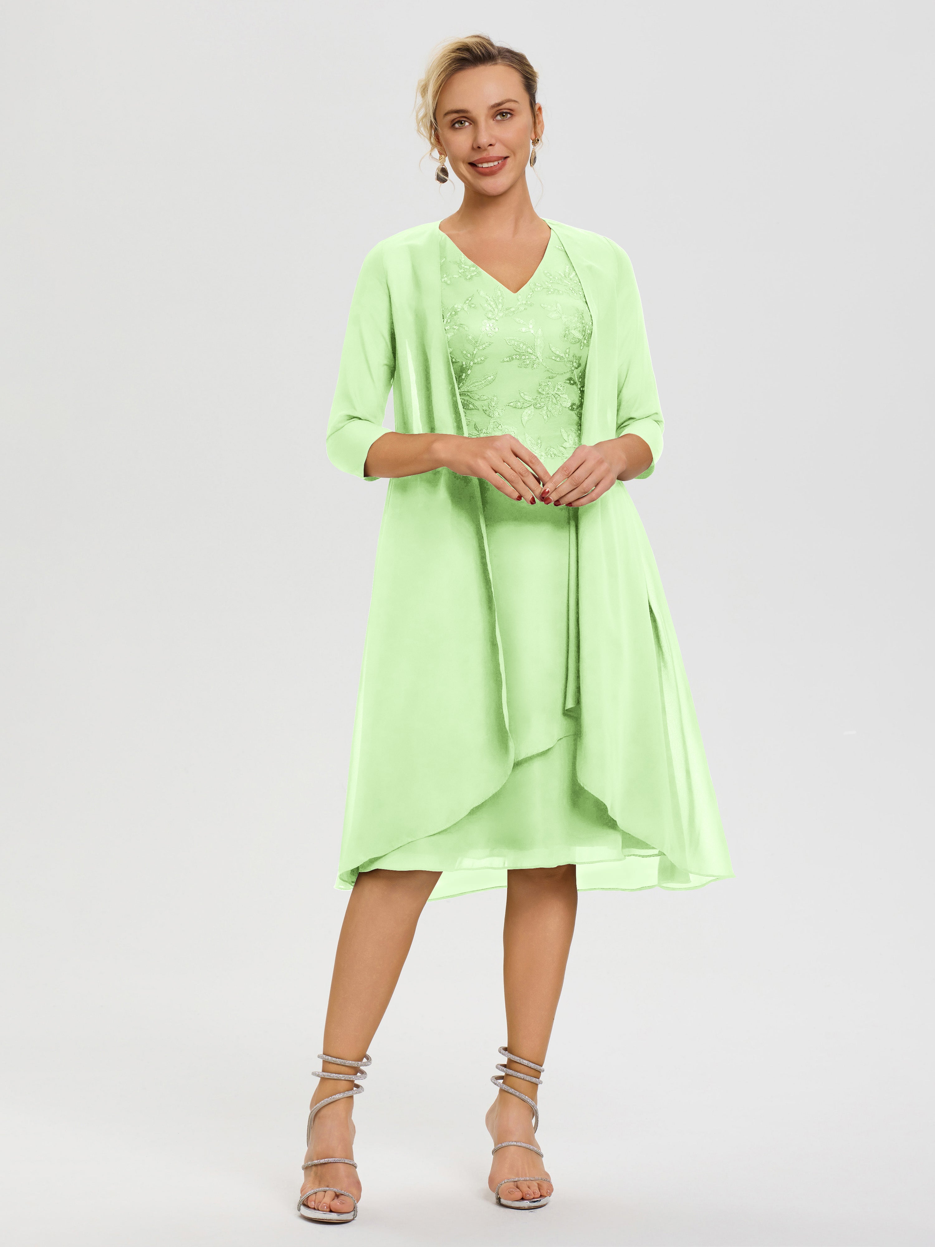 Robe Mère De La Mariée Vert Sauge 2 Pièces Asymétrique Col V Mousseline & Dentelle Tenue Mère De La Mariée Très Chic