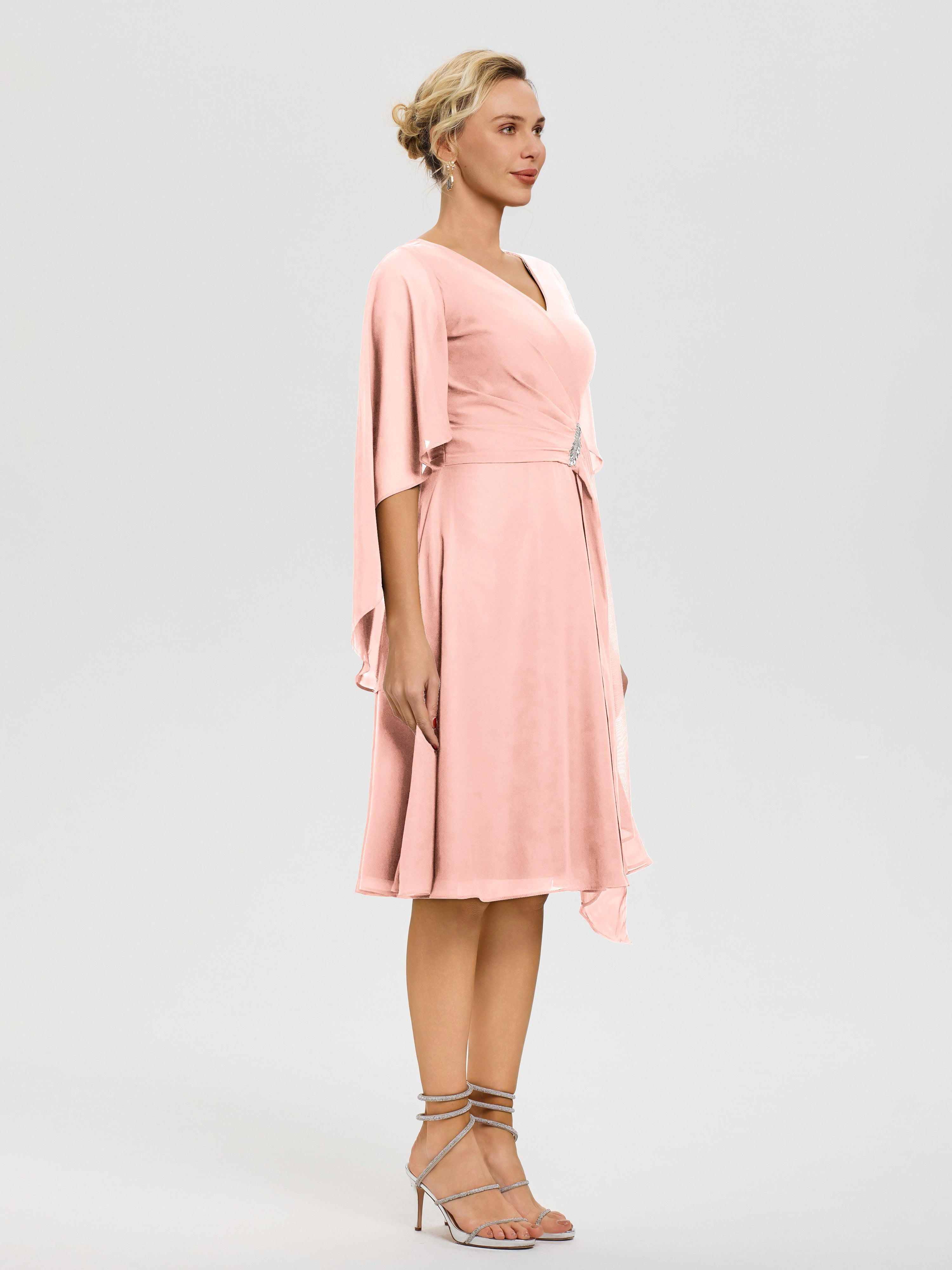 Robe De Cérémonie Mère Du Marié Corail Manches-Asymetrique-Col-V-Mousseline-Robe-Mere-Marie