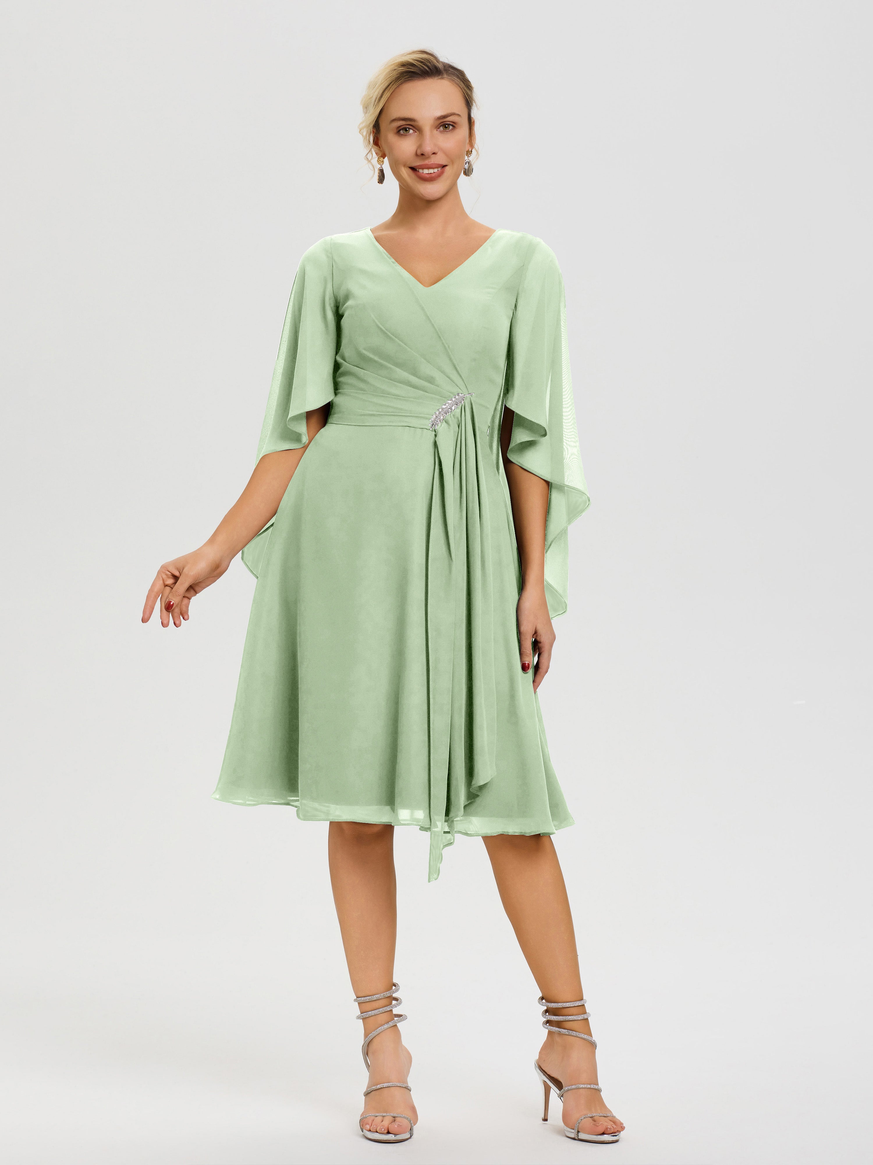 Robe Pour Mère De Mariée Sauge Poudrée Manches Asymétrique Col V Mousseline Robe Mère Marié