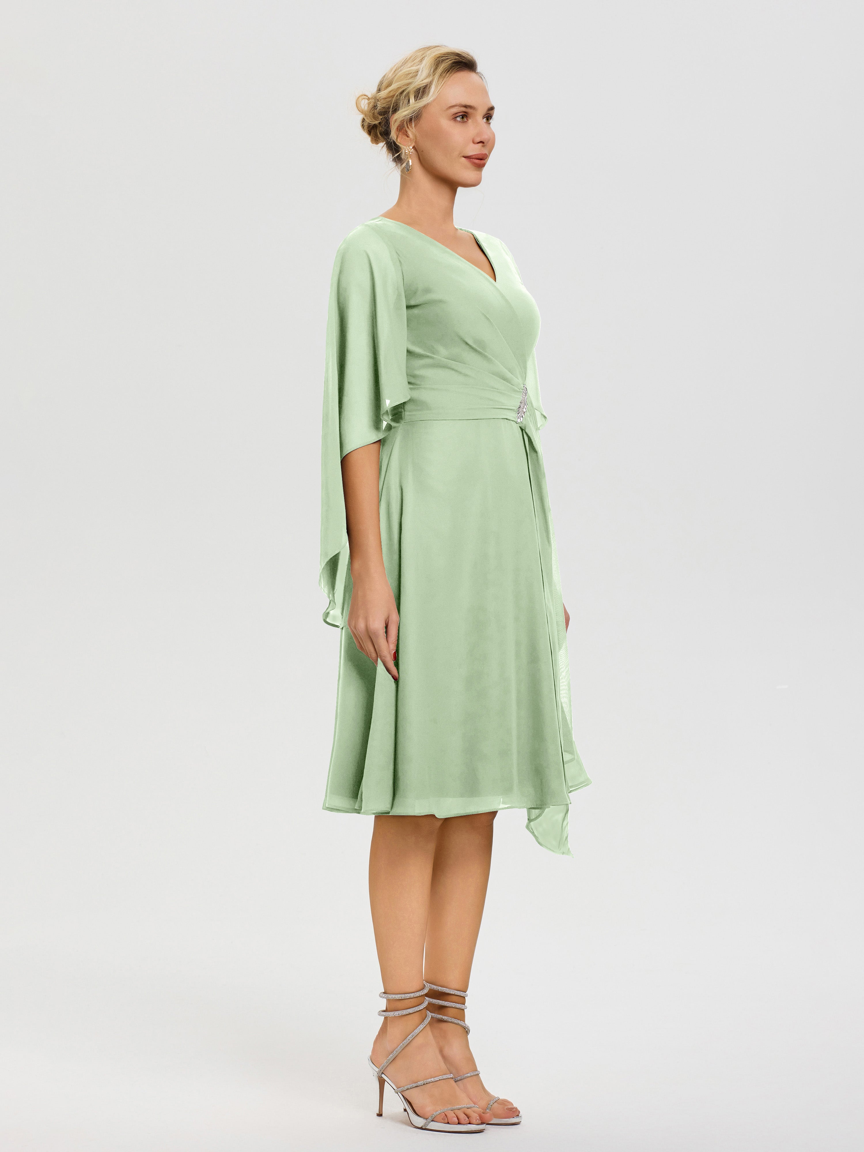 Robe Pour Mère De Mariée Sauge Poudrée Manches Asymétrique Col V Mousseline Robe Mère Marié