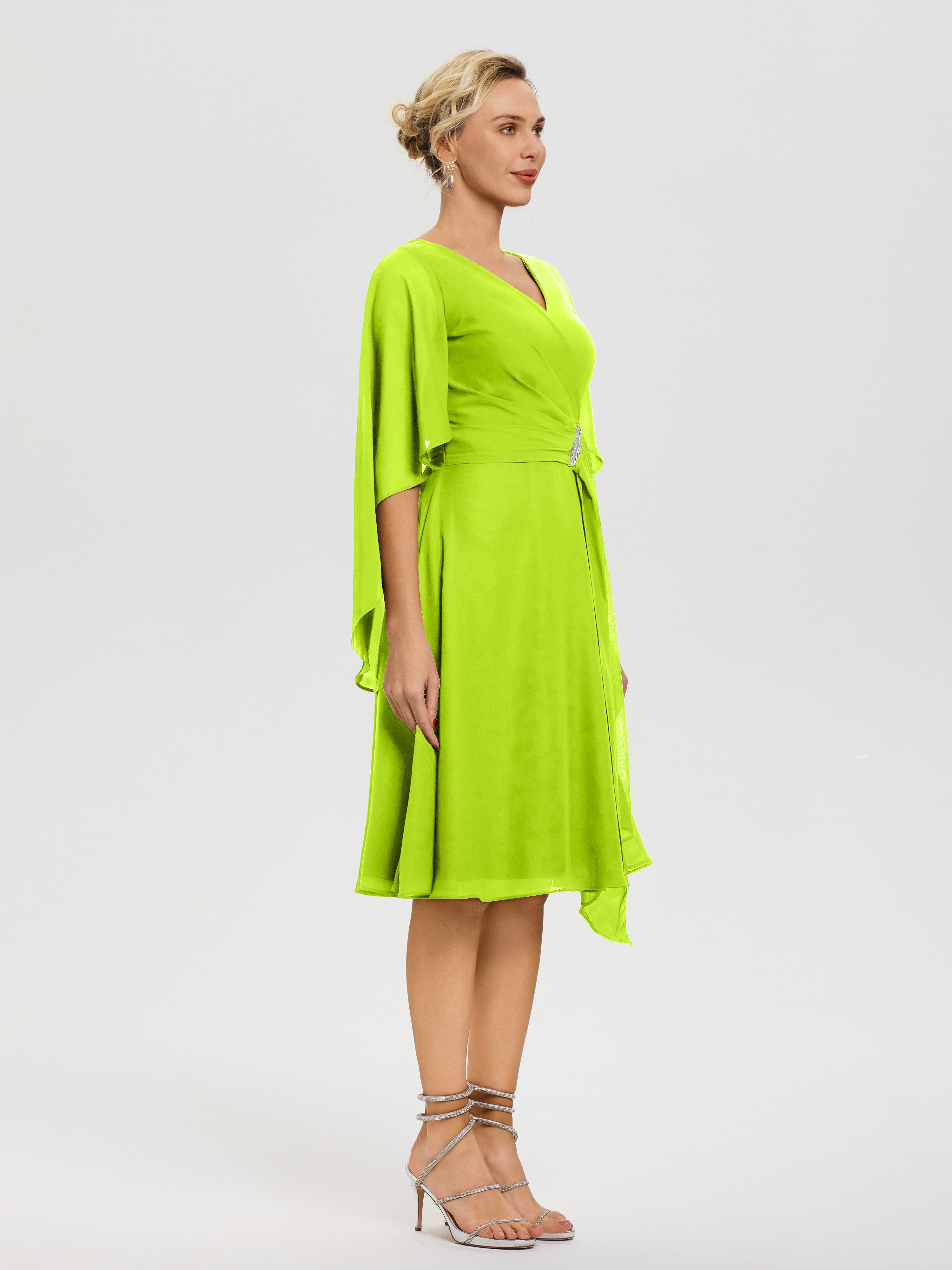 Tenue Mère De La Mariée Très Chic Vert Citron Manches Asymétrique Col V Mousseline Robe Mère Marié