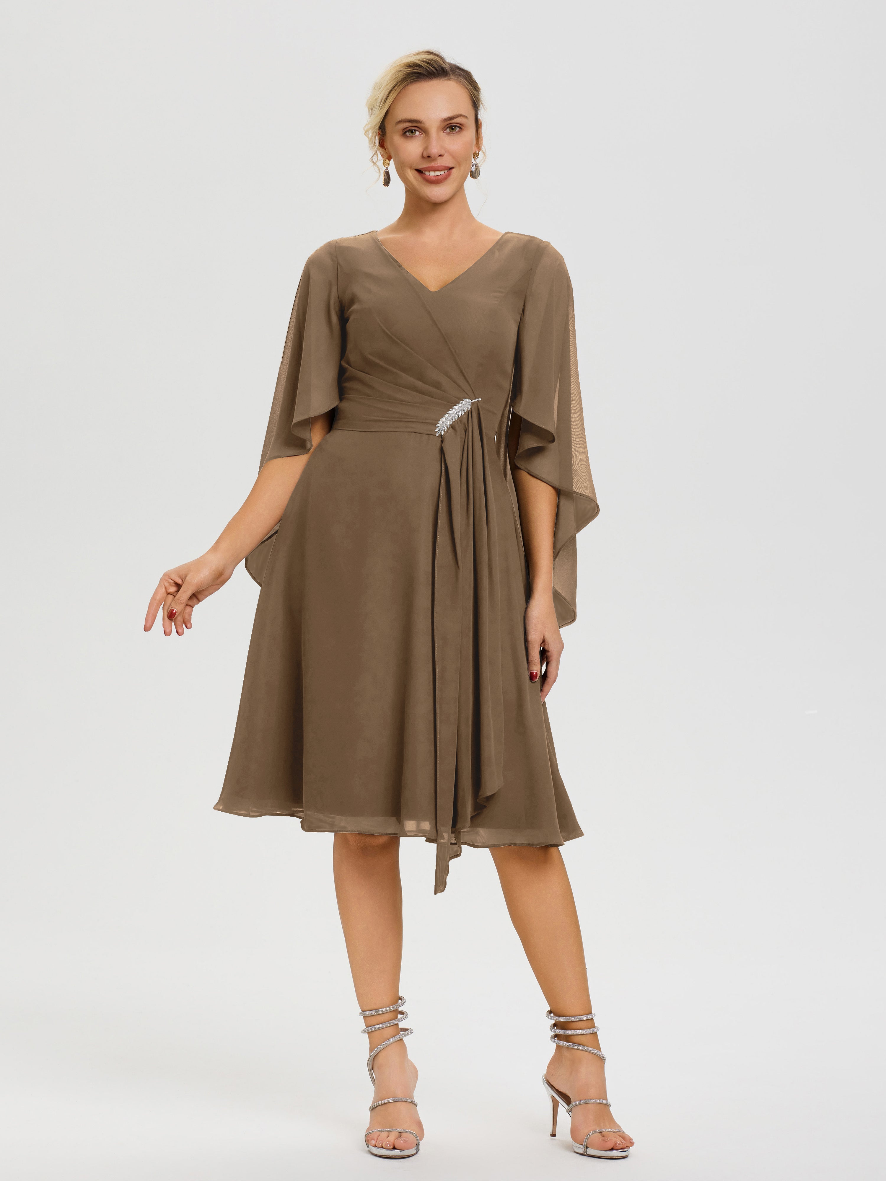Robe De Cérémonie Mère Du Marié Moka Manches Asymétrique Col V Mousseline Robe Mère Marié