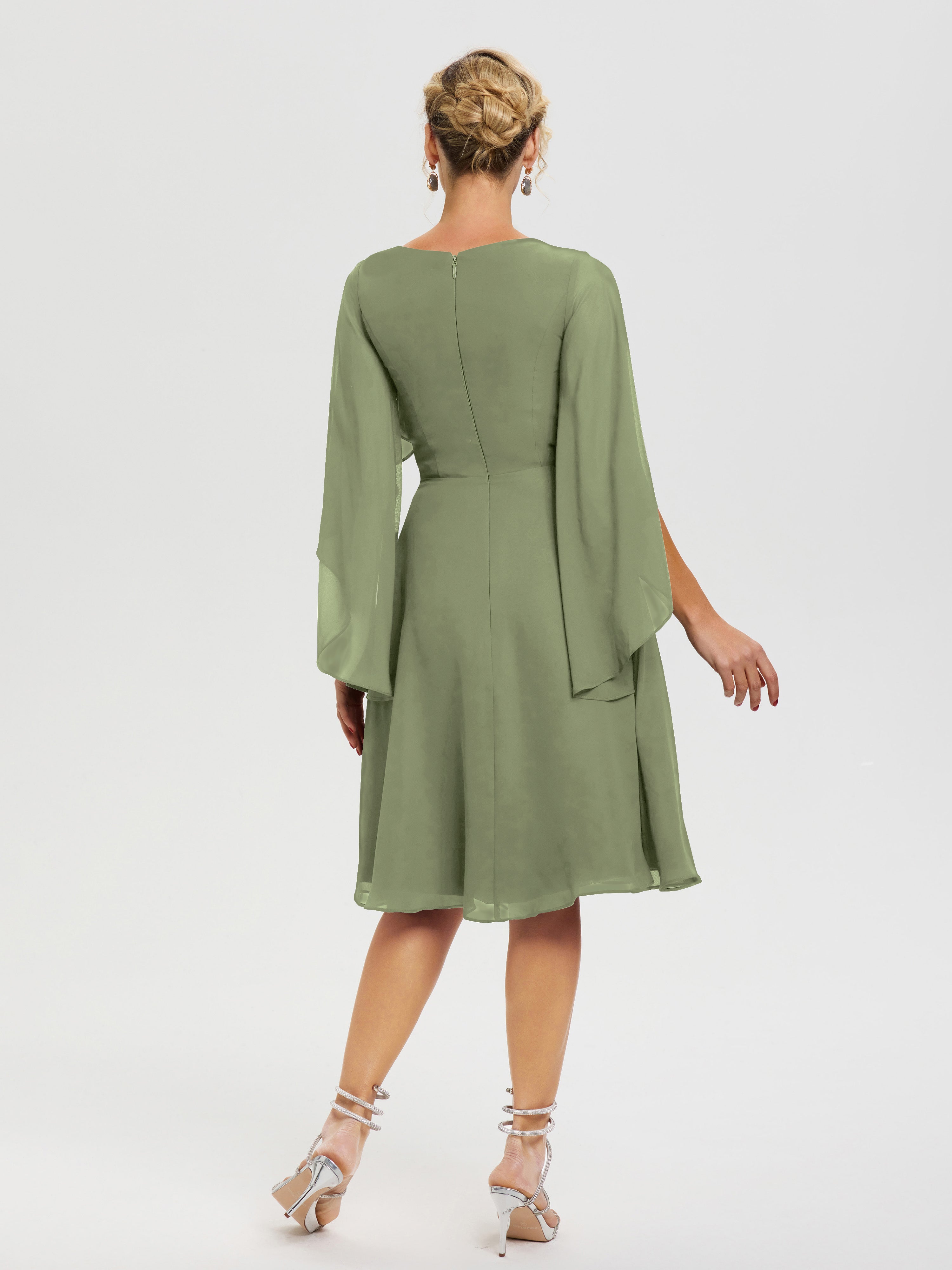 Robe Mère De La Mariée Chic Vert Olive Manches Asymétrique Col V Mousseline Robe Mère Marié