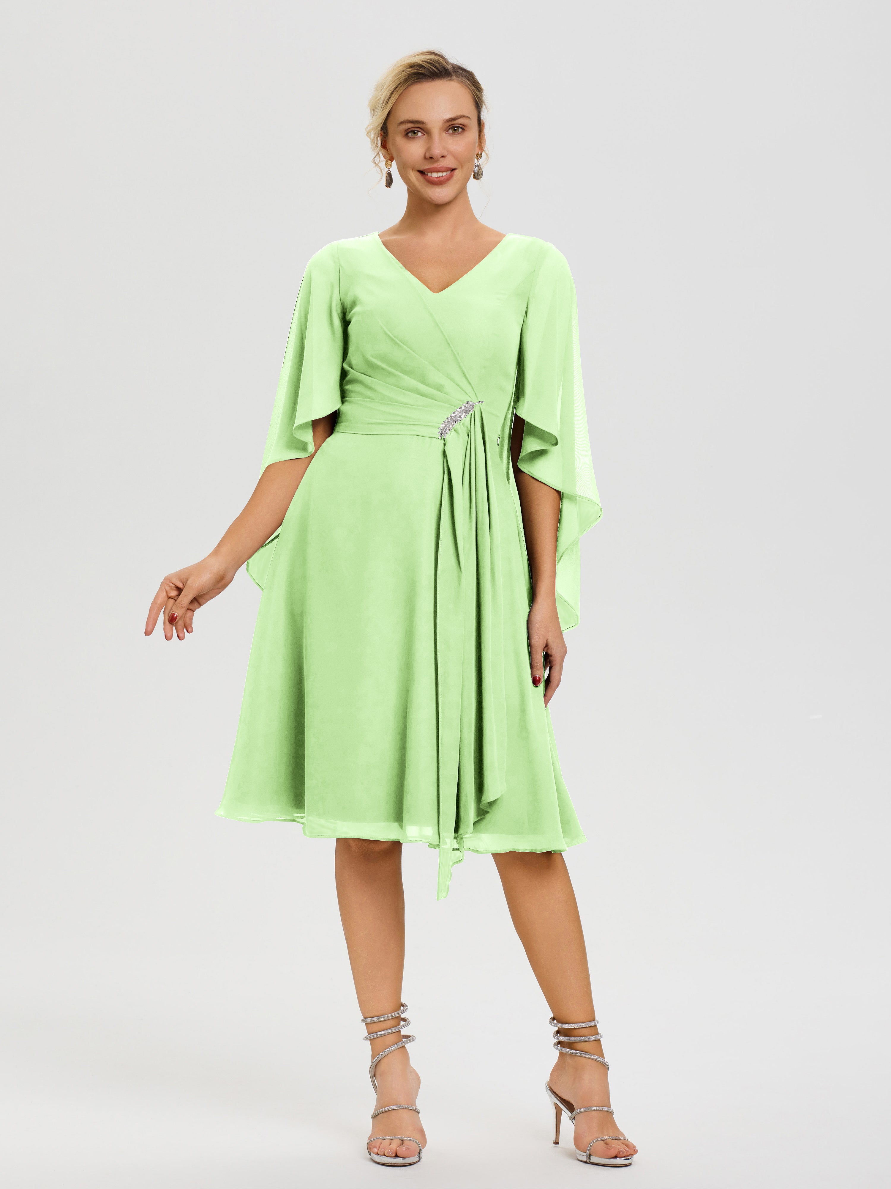 Robe De Cérémonie Mère Du Marié Sauge Manches Asymétrique Col V Mousseline Robe Mère Marié