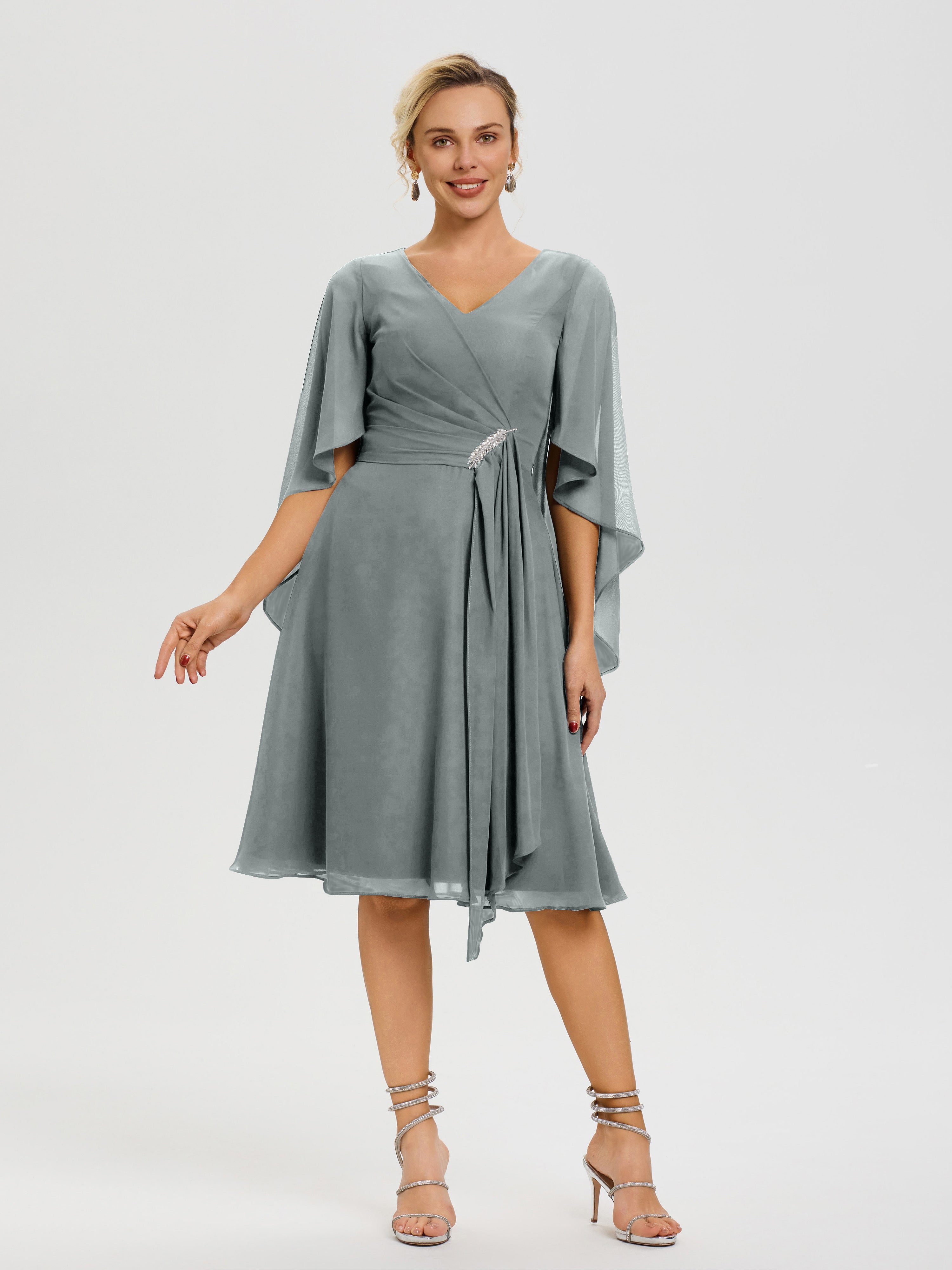 Robe De Cérémonie Mère Du Marié Gris Acier Manches Asymétrique Col V Mousseline Robe Mère Marié