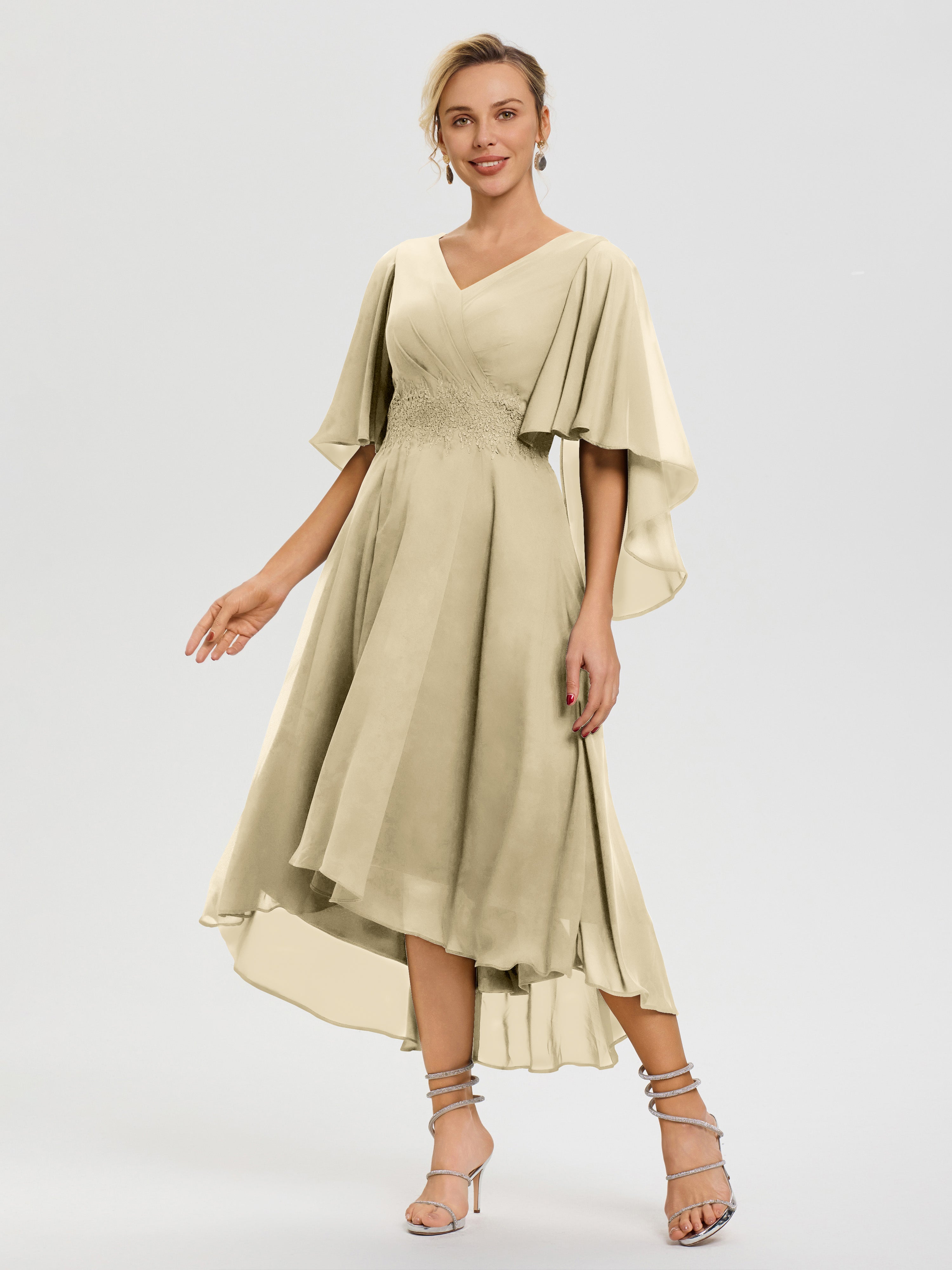 Robe Mere De La Mariee Champagne Col V Mousseline & Dentelle Manches Asymétrique Robe Pour Mère De Mariée