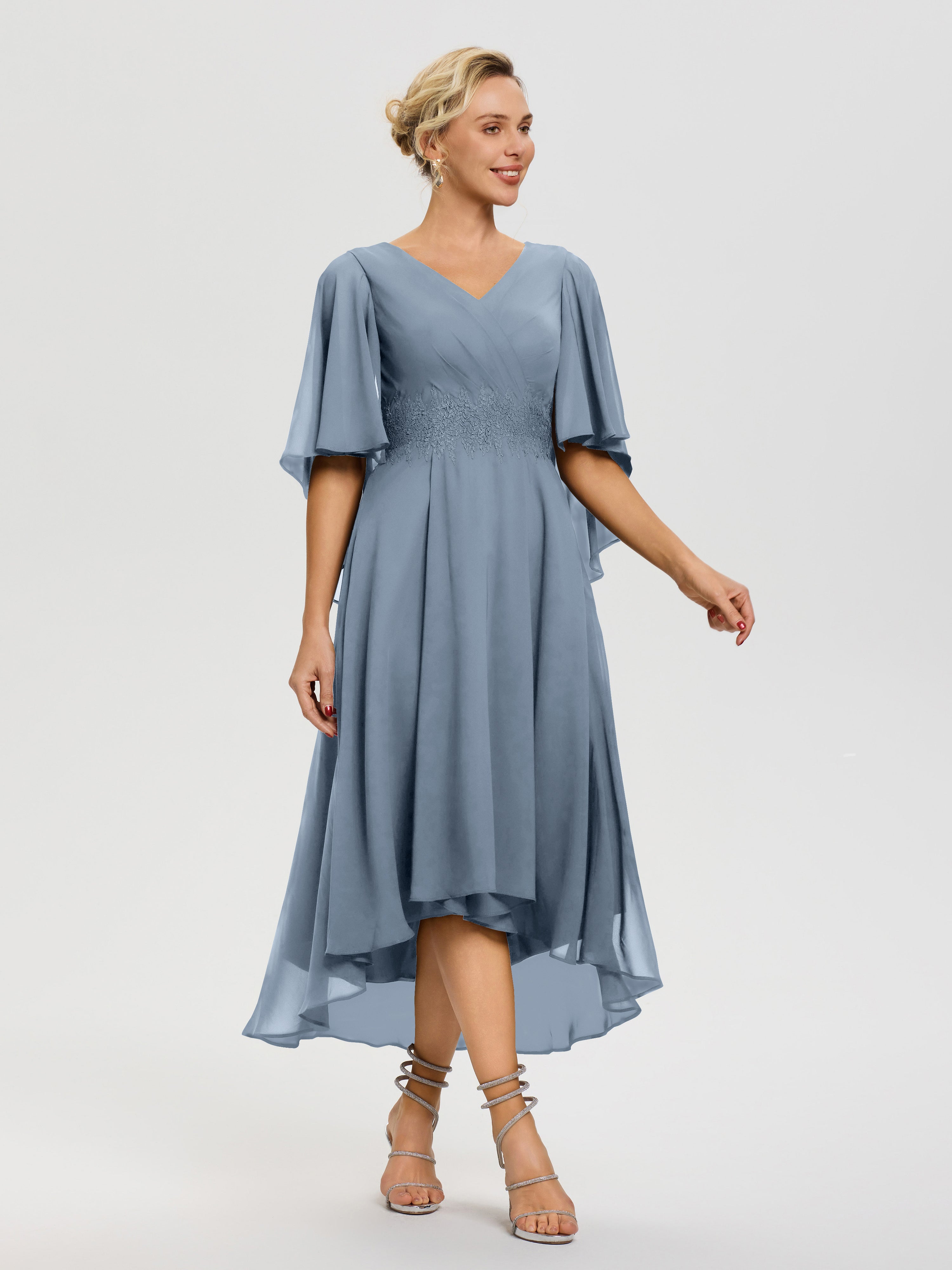 Tenue Mere Dela Mariee Bleu Poudré Col V Mousseline & Dentelle Manches Asymétrique Robe Pour Mère De Mariée