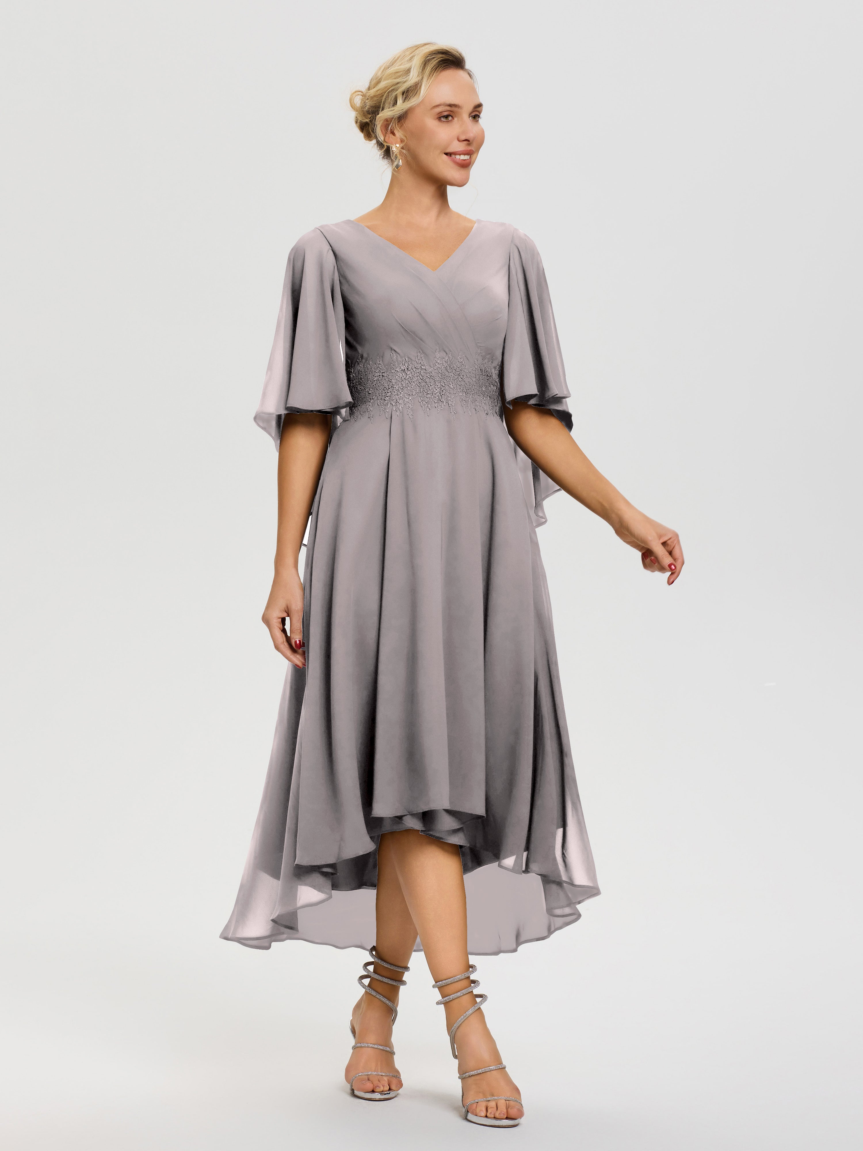 Tenue Mere Dela Mariee Argent Col V Mousseline & Dentelle Manches Asymétrique Robe Pour Mère De Mariée