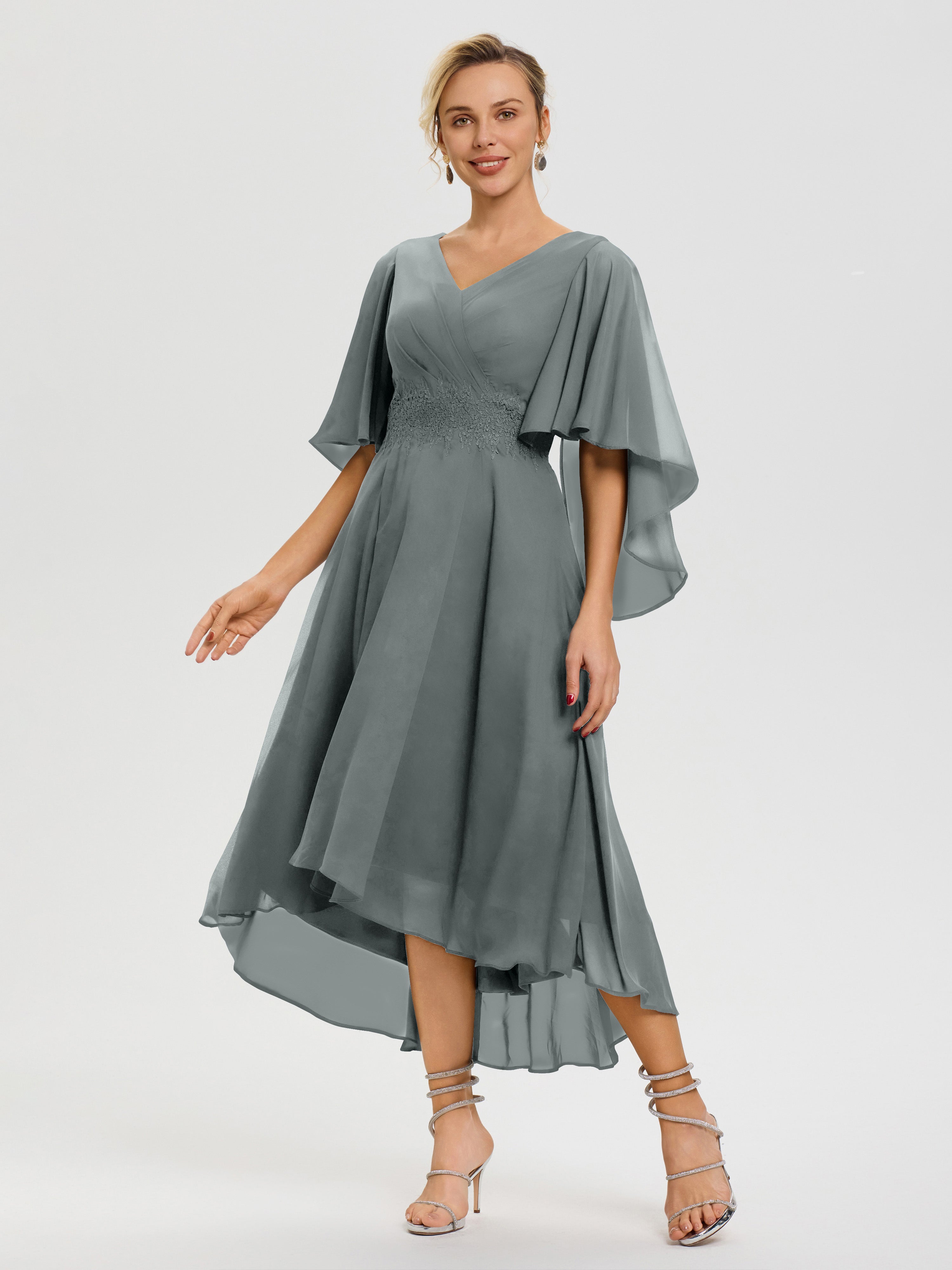 Robe Pour Mère De Mariée Gris Acier Col V Mousseline & Dentelle Manches Asymétrique Robe Pour Mère De Mariée
