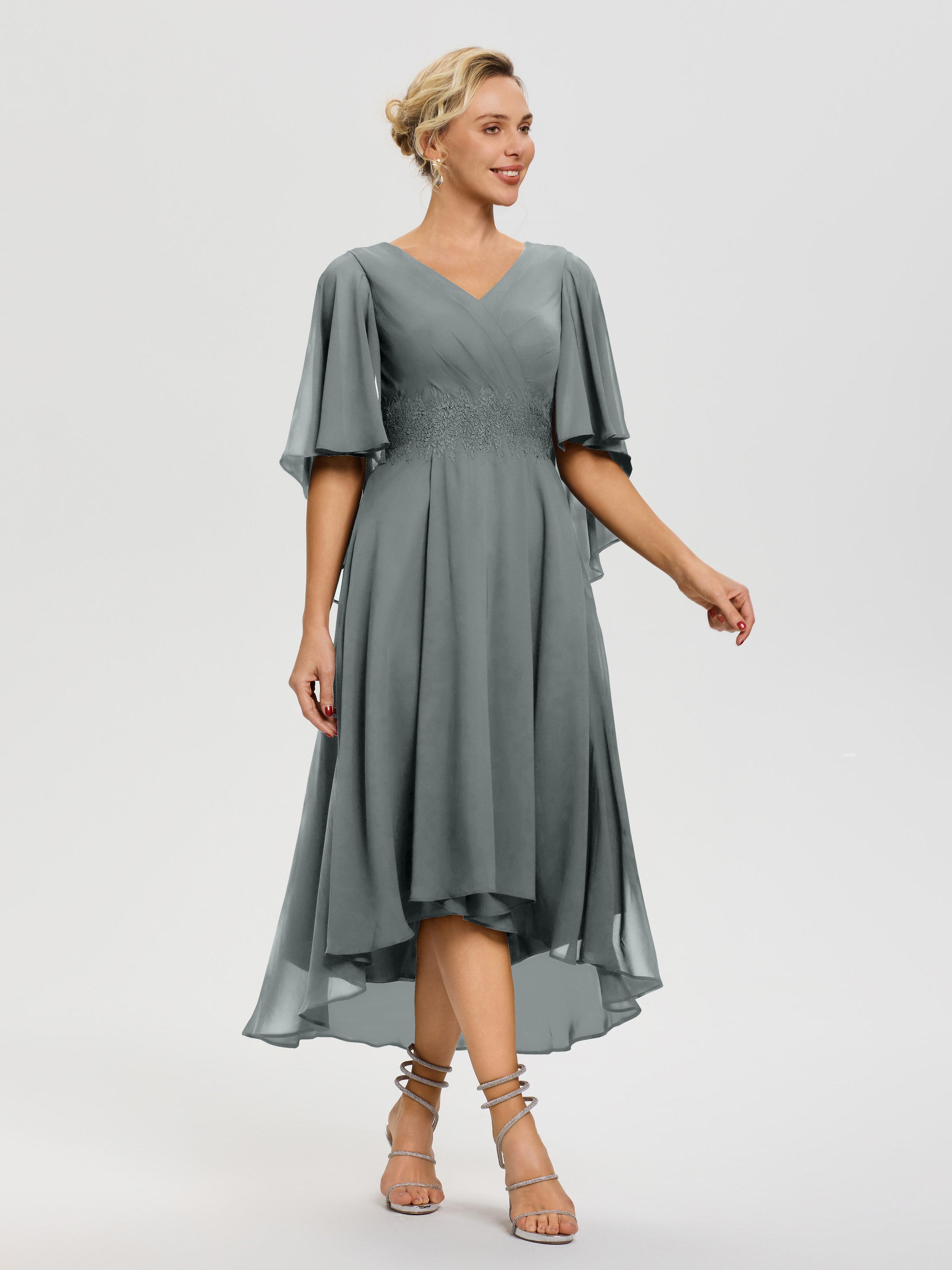 Robe Pour Mère De Mariée Gris Acier Col V Mousseline & Dentelle Manches Asymétrique Robe Pour Mère De Mariée