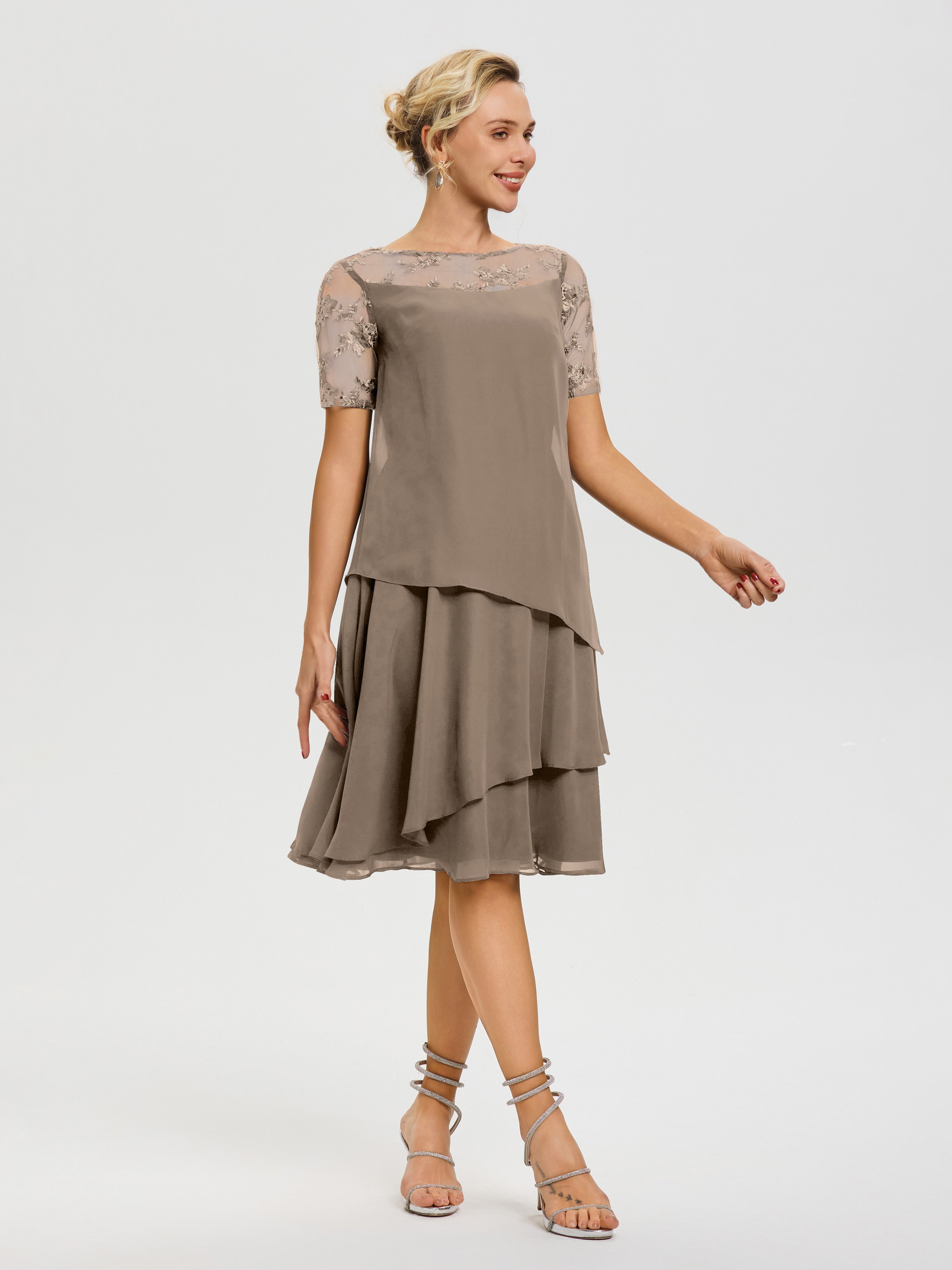 Robes Mères De La Mariée Taupe Col Rond Mancherons Mousseline & Dentelle Robe De Cérémonie Mère Du Marié