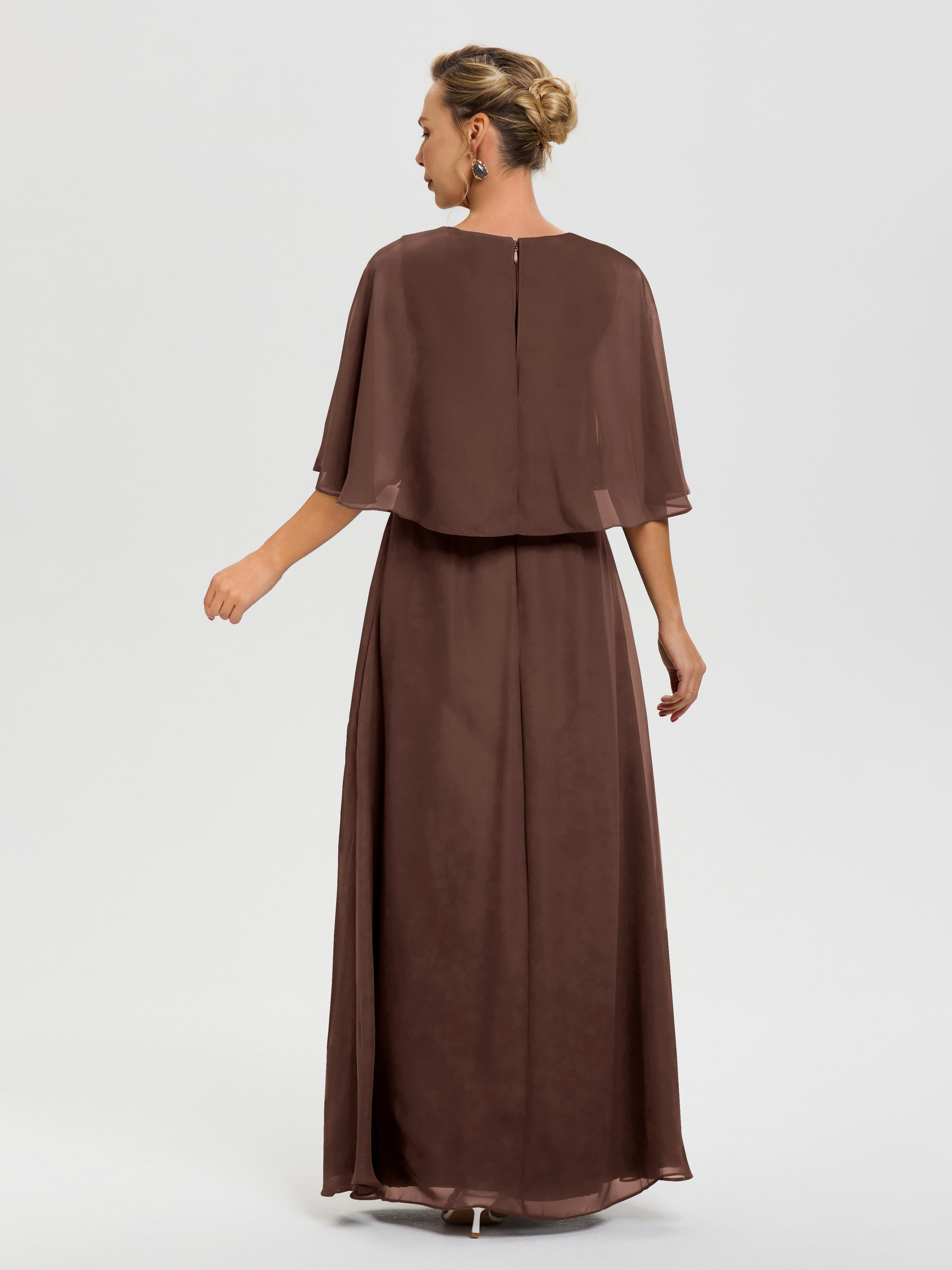 Robe Pour La Mère De La Mariée Chocolat Col V Mousseline Demi Manches Robe De Mère Du Marié