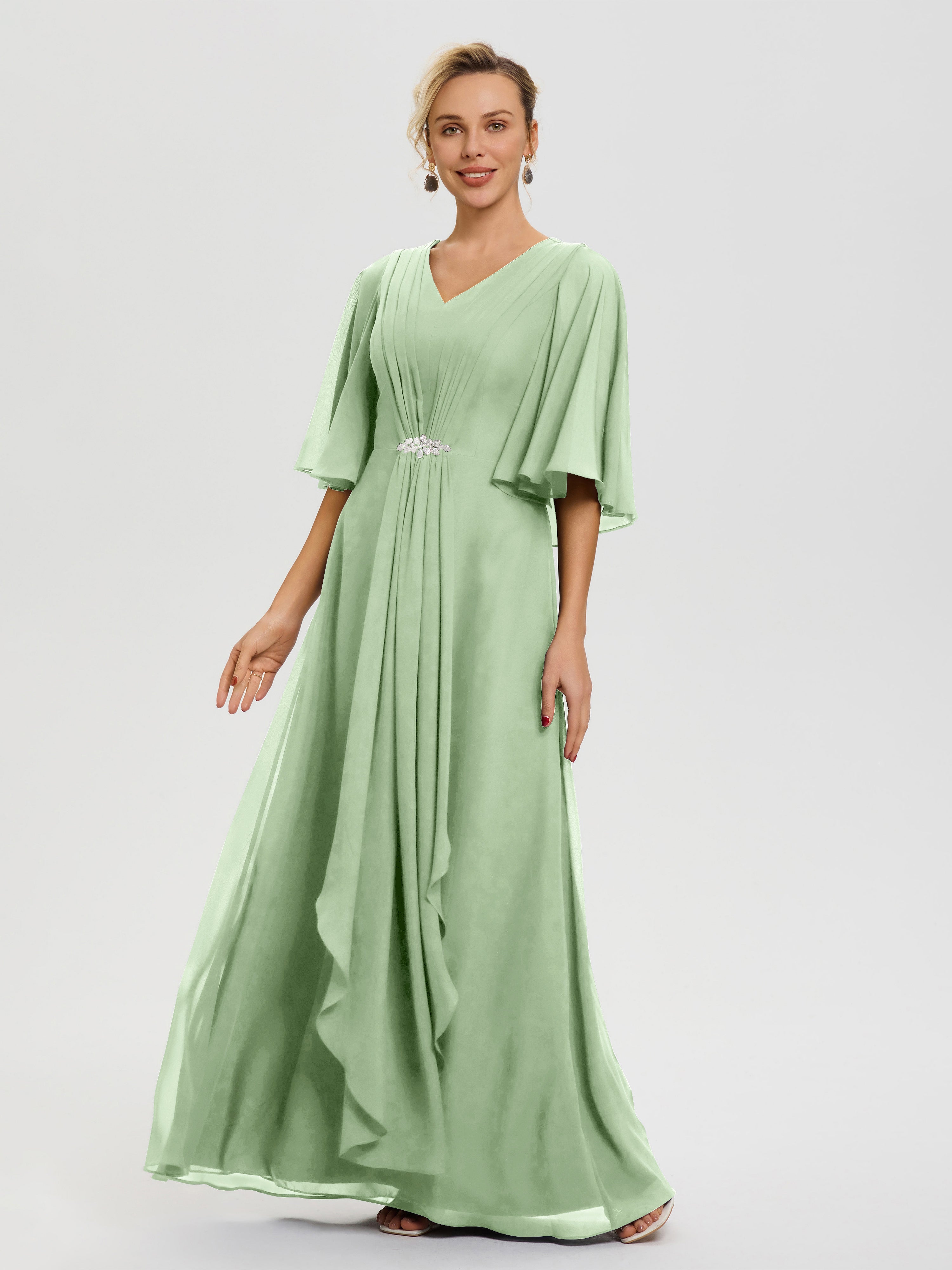 Robe Mère De La Mariée Chic Sauge Poudrée Col V Mousseline Demi Manches Robe De Mère Du Marié