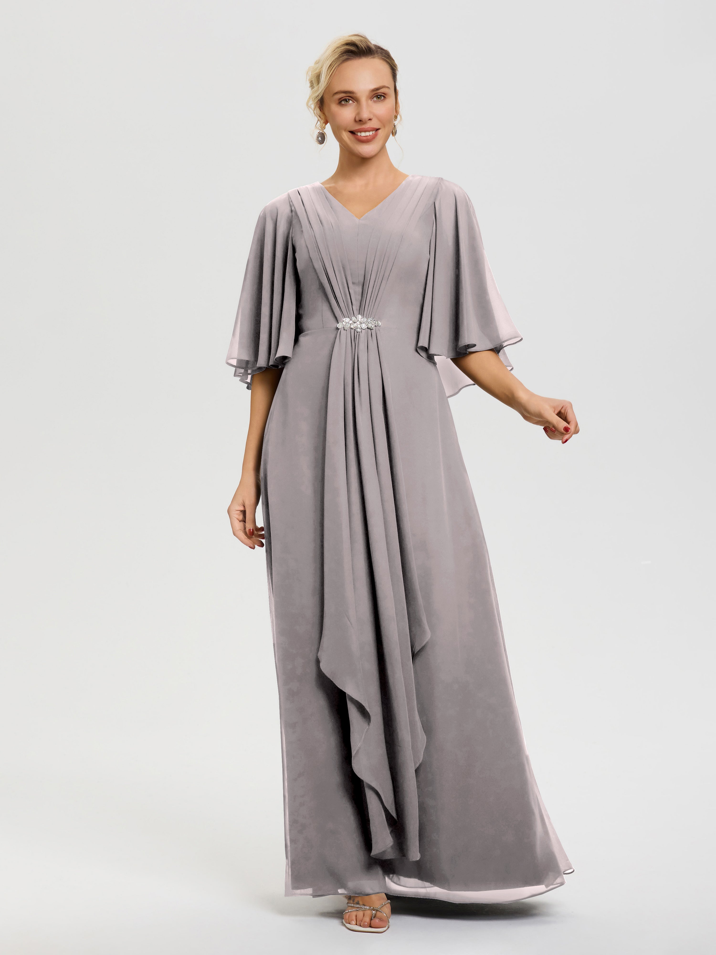 Robe Pour La Mère De La Mariée Argent Col V Mousseline Demi Manches Robe De Mère Du Marié